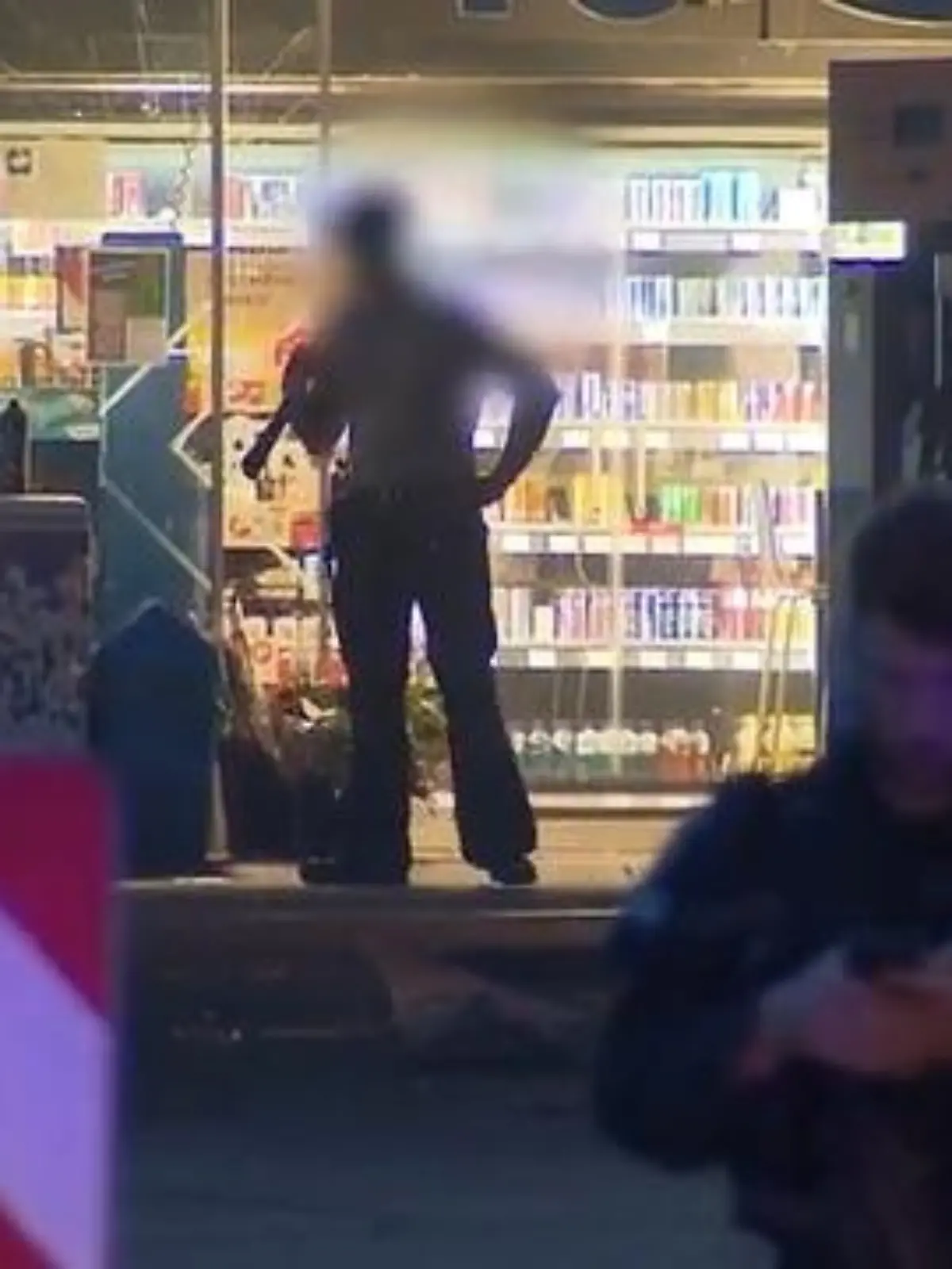 Bild zu: "Schwere Vergewaltigung und Brandstiftung! Zwölf Jahre Haft für Axt-Randalierer"