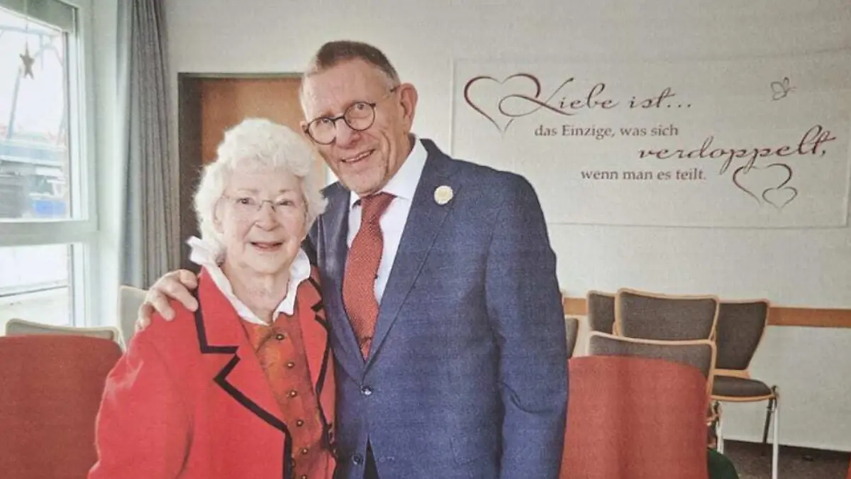 Ellen und Johan haben im Standesamt in Emden JA gesagt.