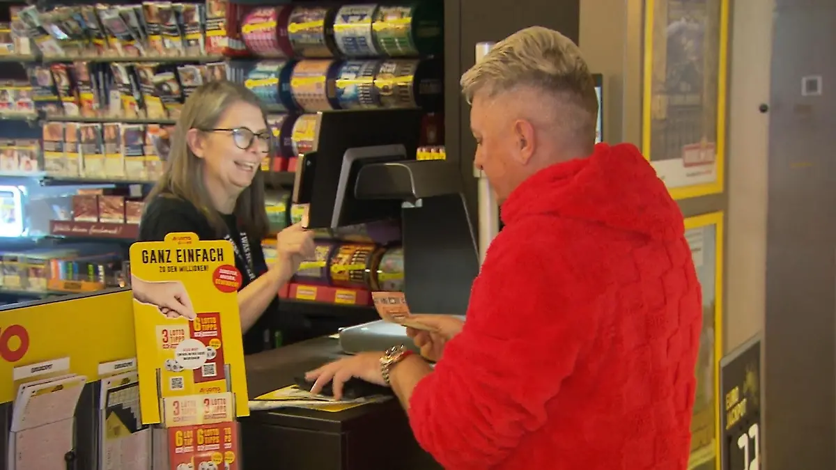 Hubert Fella spielt Lotto.