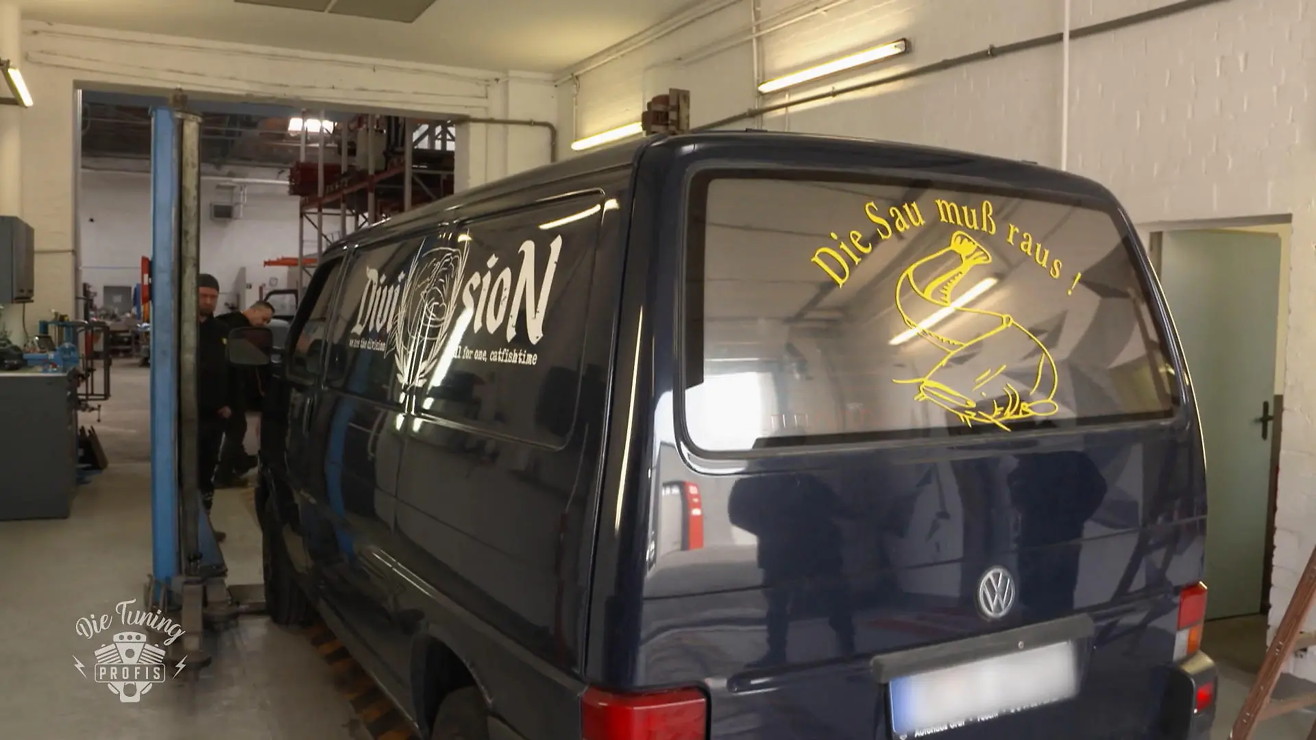 Tinos T4 soll der perfekte Angel-Eyecatcher werden Bus-Tuning