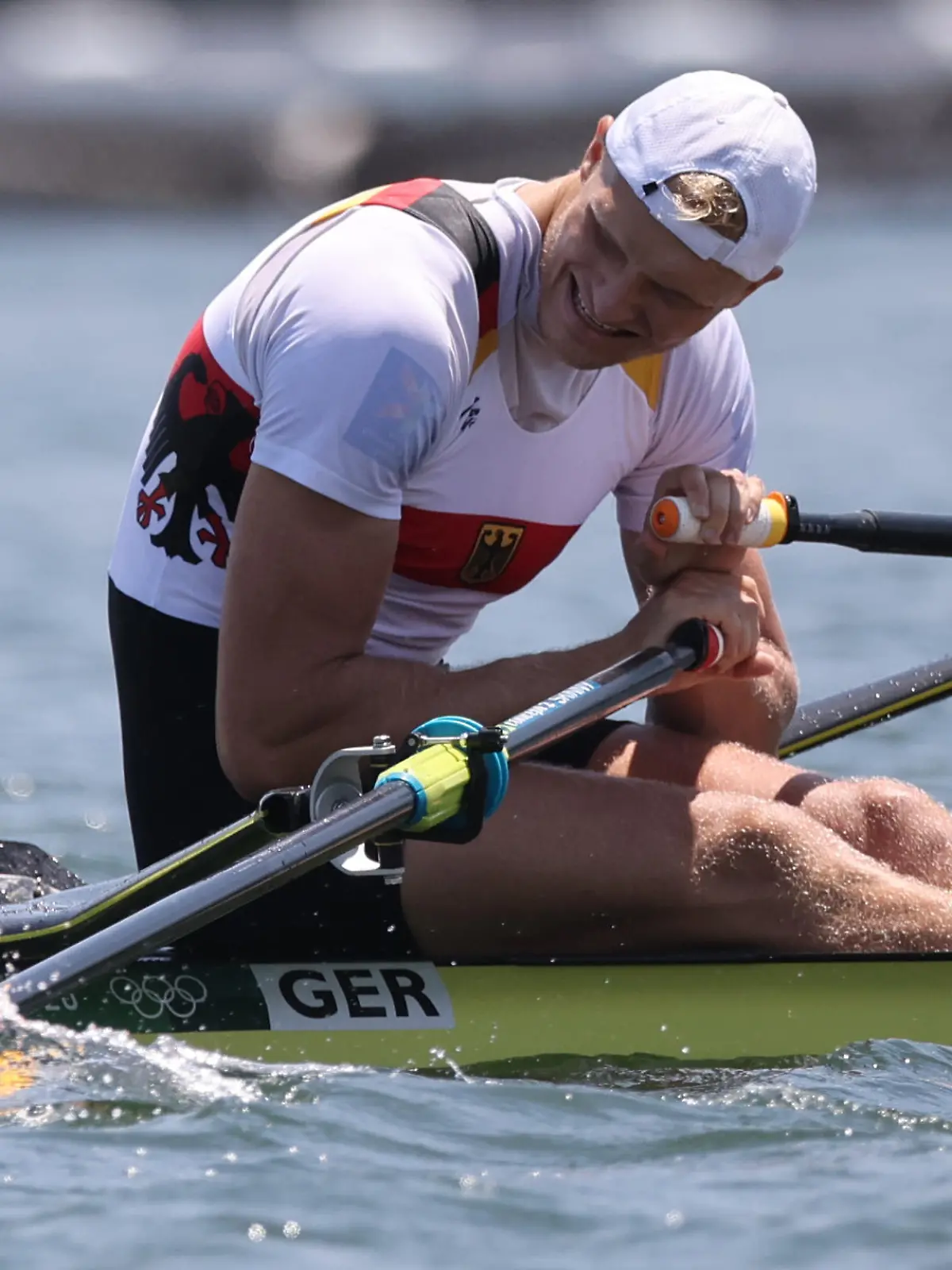 29.07.2021, Japan, Tokio: Rudern: Olympia, Männer, Einer, Halbfinale im Sea Forest Waterway. Oliver Zeidler aus Deutschland reagiert. Foto: Jan Woitas/dpa-Zentralbild/dpa +++ dpa-Bildfunk +++