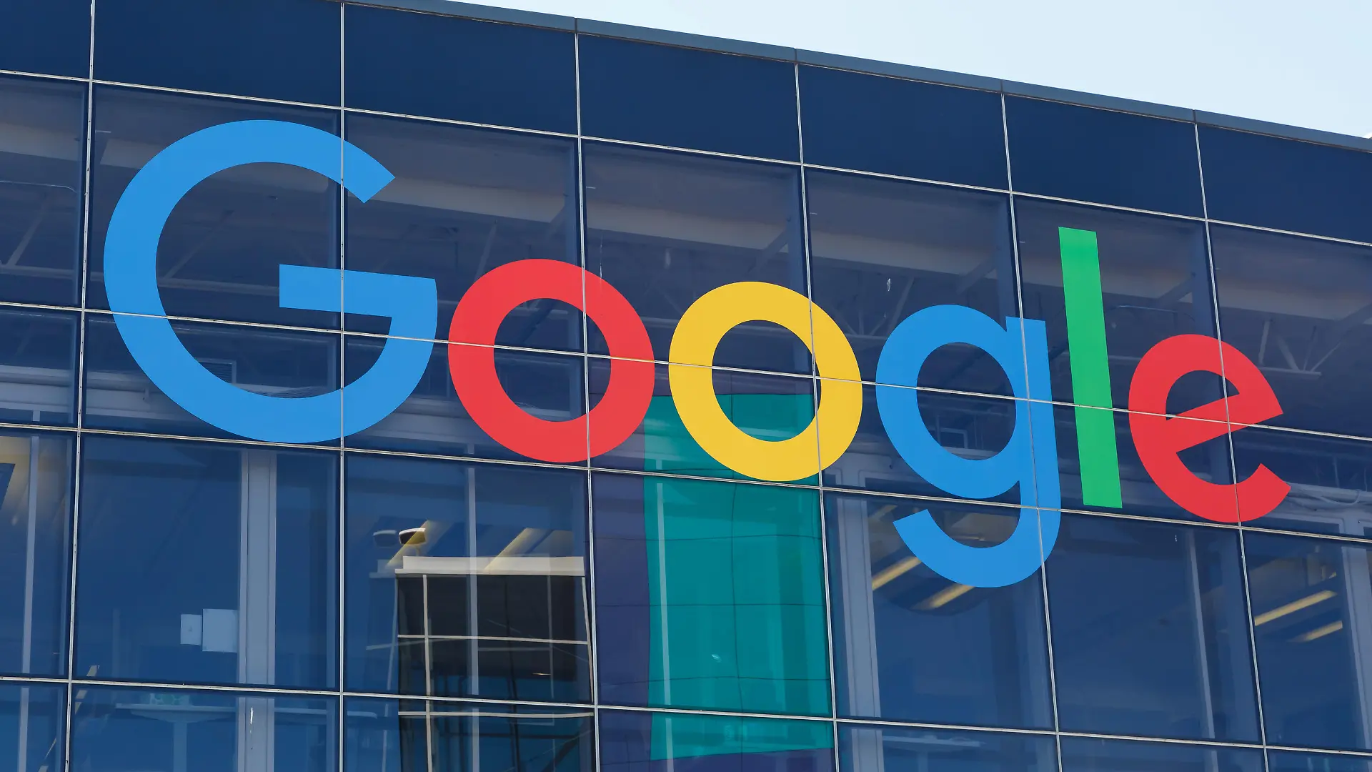 Mountain View, California 10. April 2019: Google logo headquarter headquarters HQ Zentrale Firmensitz Firma Silicon Valley Mountain View, Vereinigte Staaten.