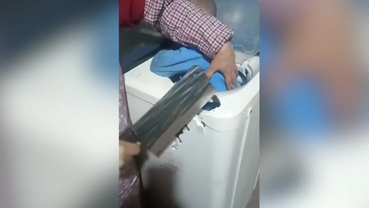 Kind steckt in Waschmaschine fest – Mutter greift zum Fleischerbeil! Riskante Rettungsaktion