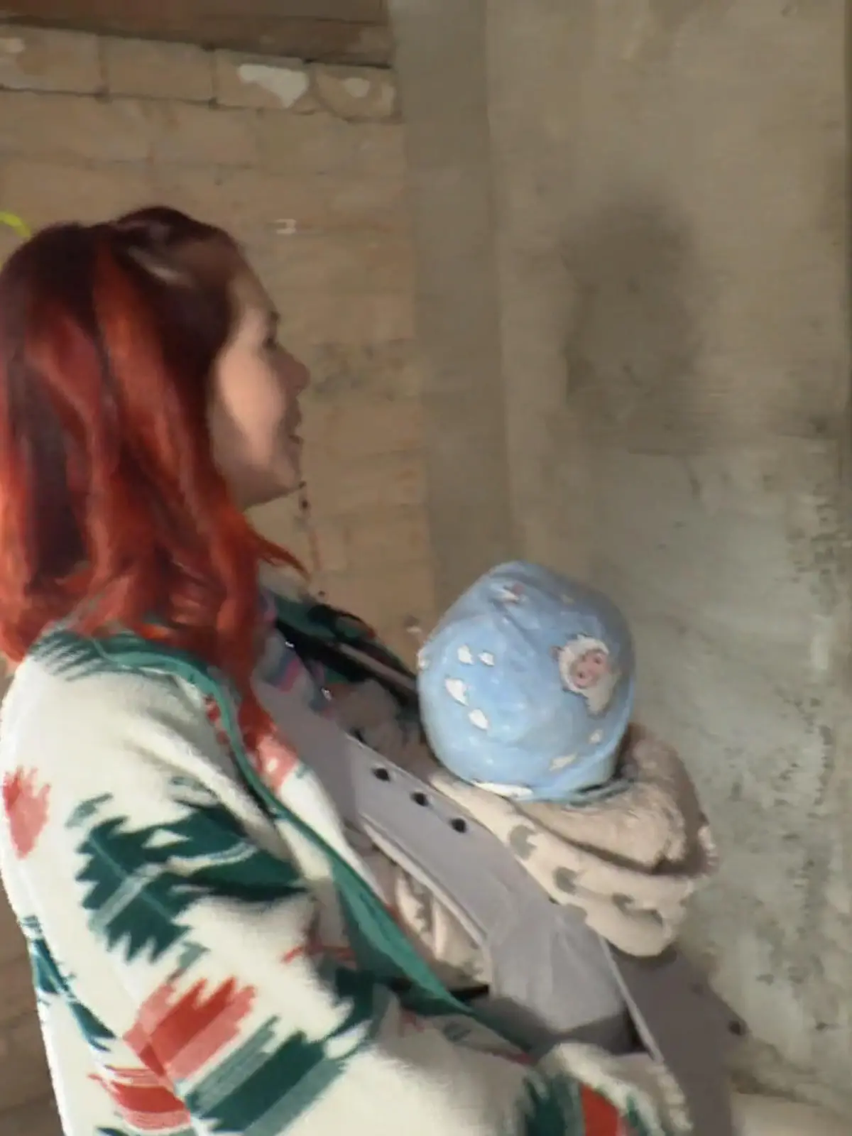 Bild zu: "Nachwuchs checkt die Baustelle"