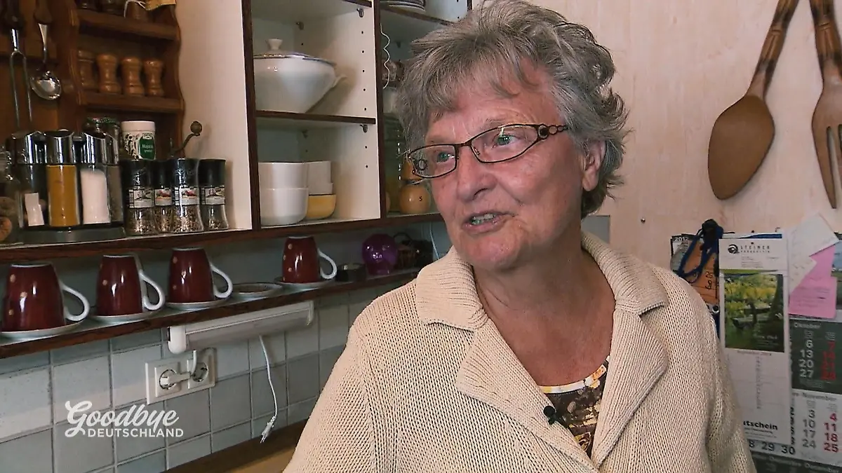 Oma kämpft mit dem Abschied Abschied