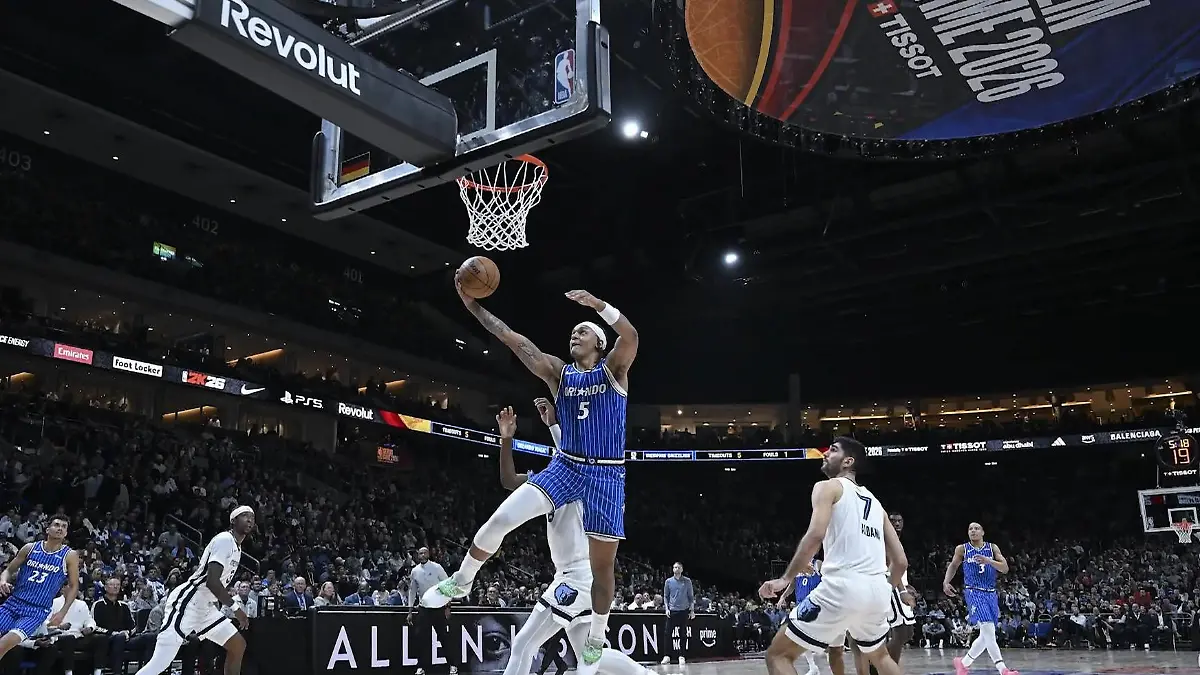 Basketball-Wahnsinn in Berlin – für DIESES Spiel reisen die Weltstars an NBA in der Hauptstadt