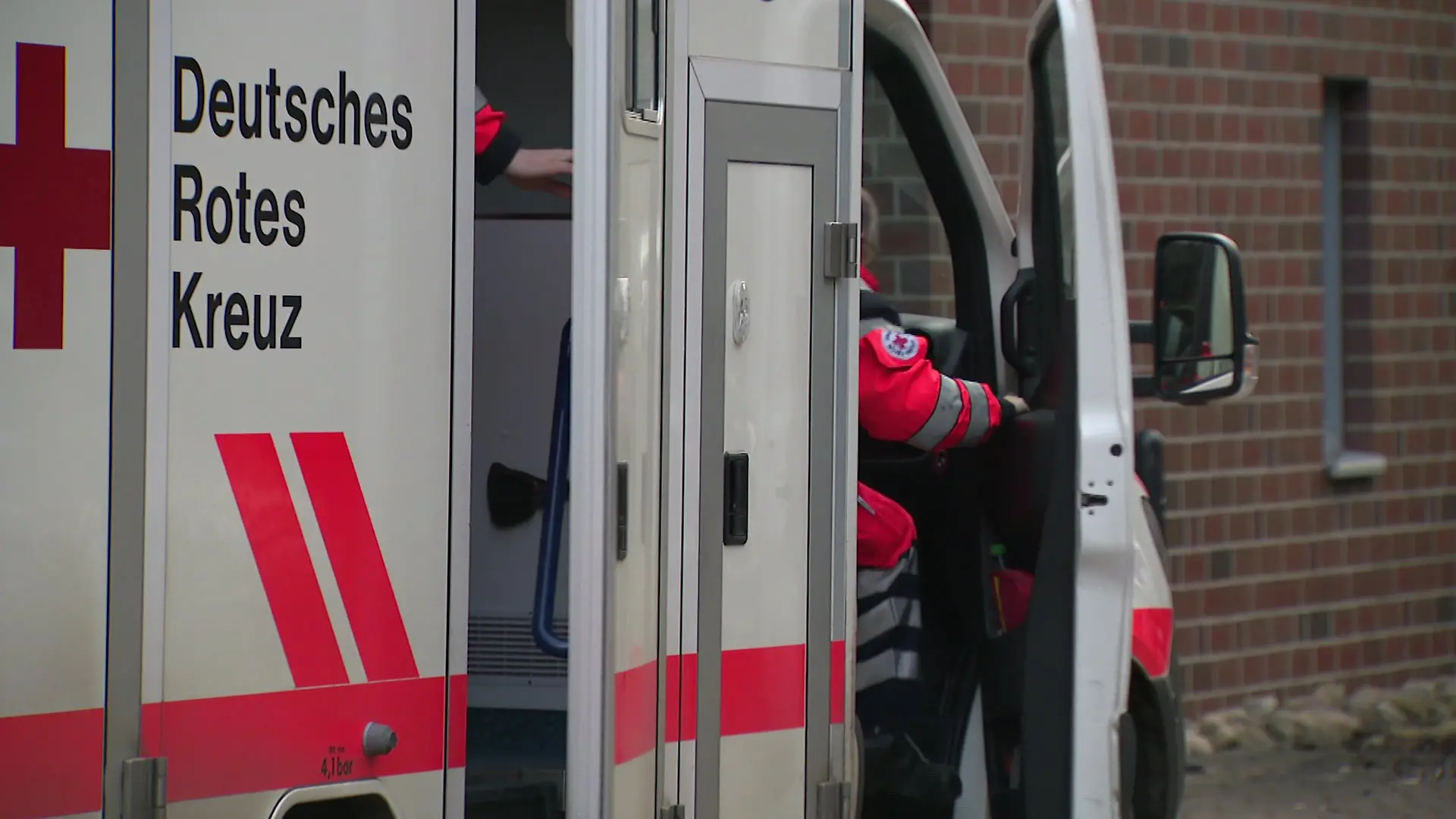Noch sei unklar, ob es sich um einen Sabotageakt oder ein Versehen handelt, sagt die Polizei.