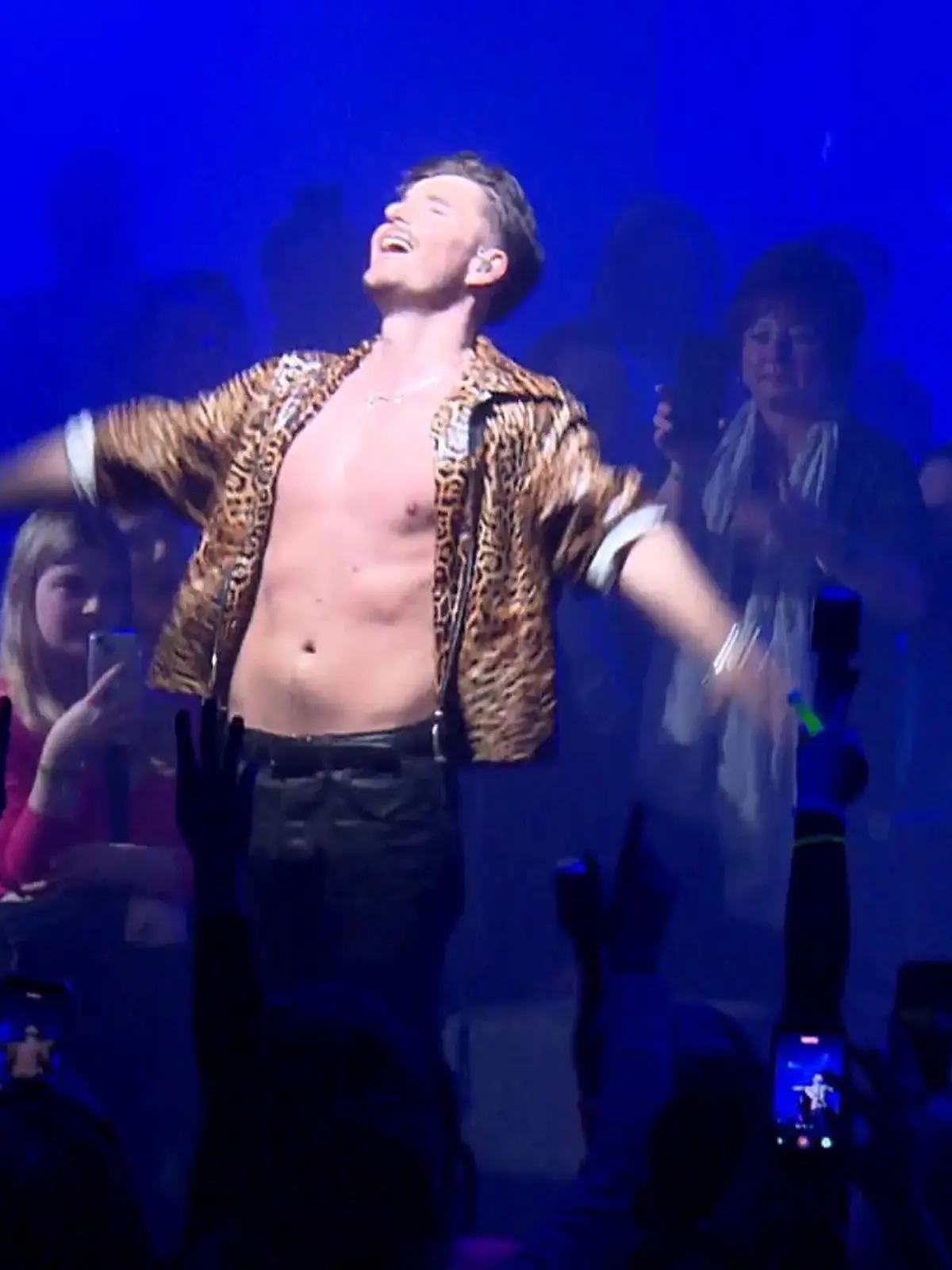 Bild zu: "Schlager spaltet die Gemüter"