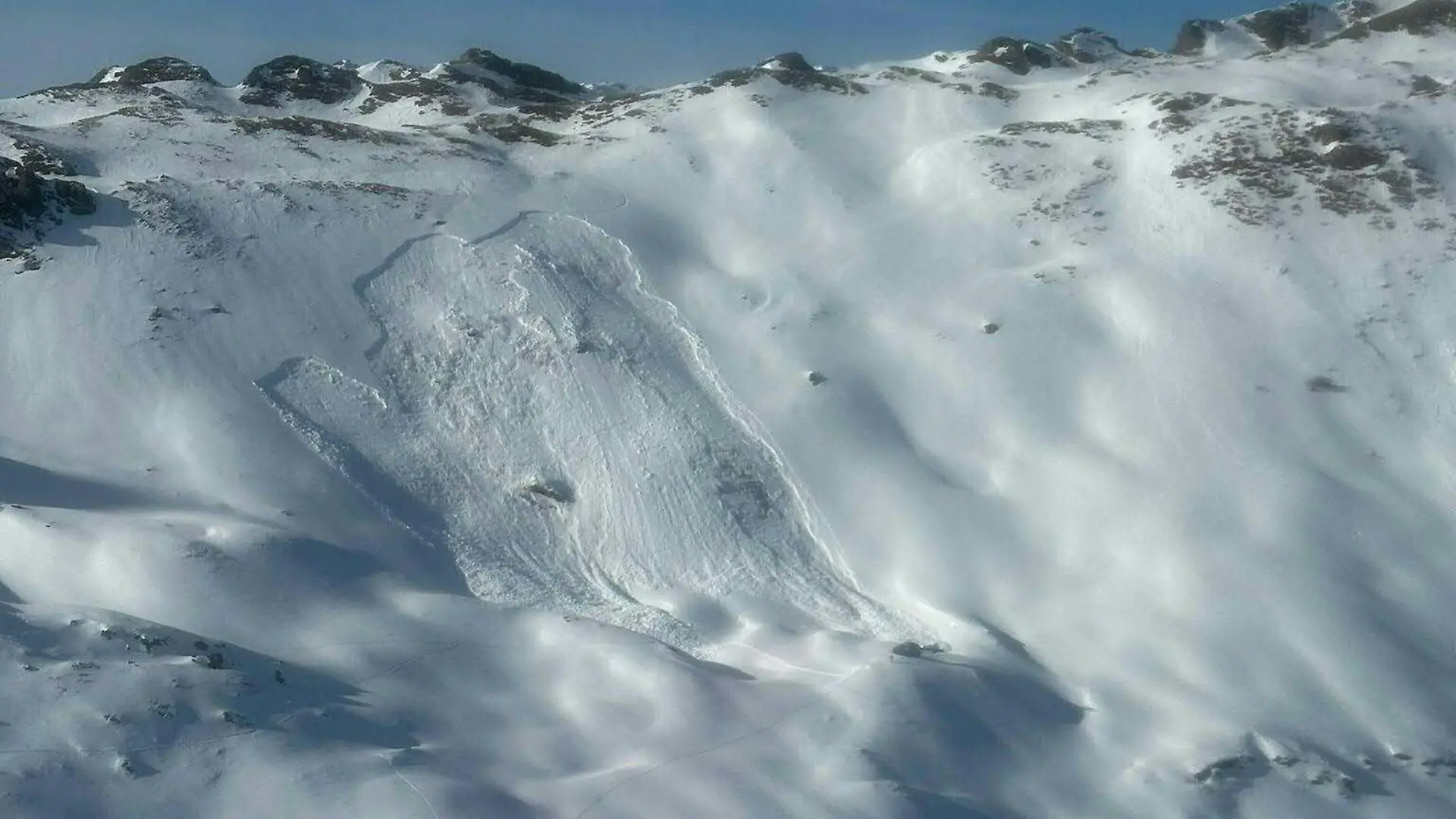 Fünf Tote bei Lawinenabgängen in Österreich