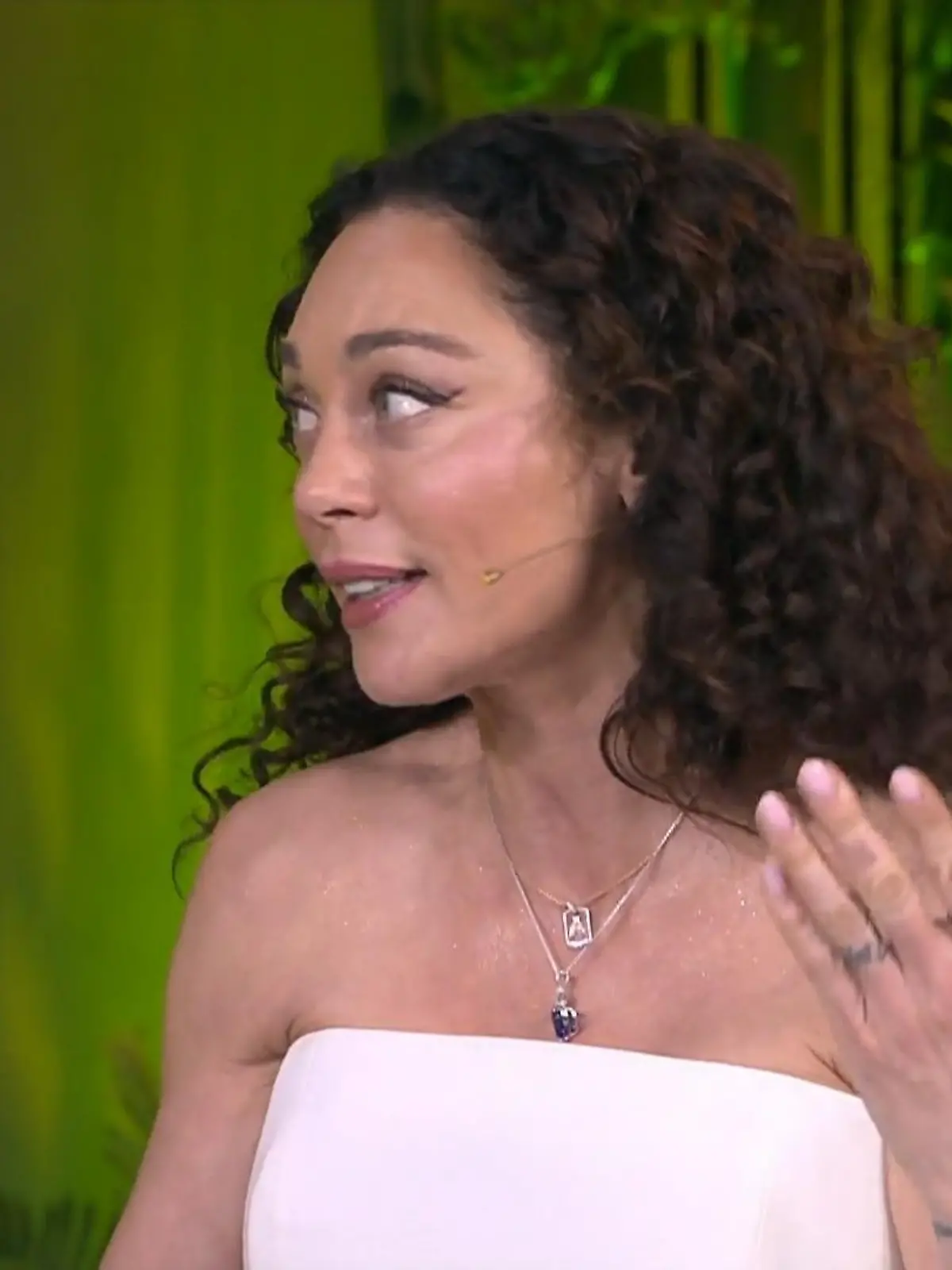 Bild zu: "Das erwartet Lilly Becker von Gil Ofarim im Dschungelcamp"