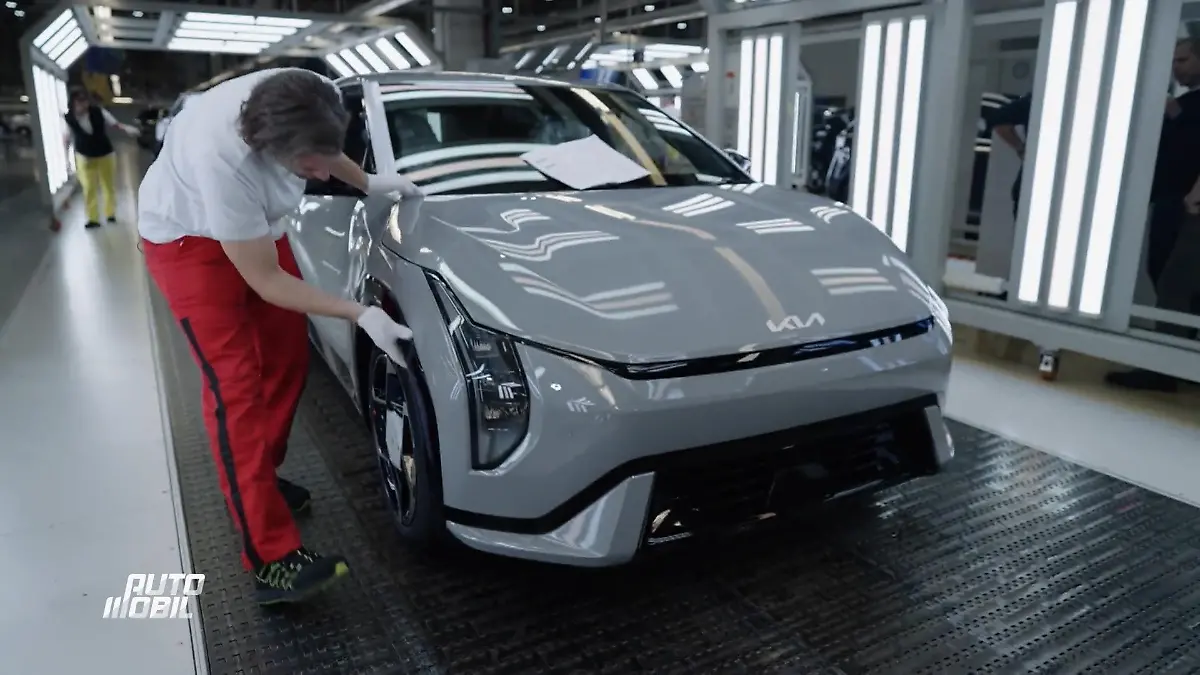 Andreas Jancke im KIA-Werk Exklusiv-Besuch