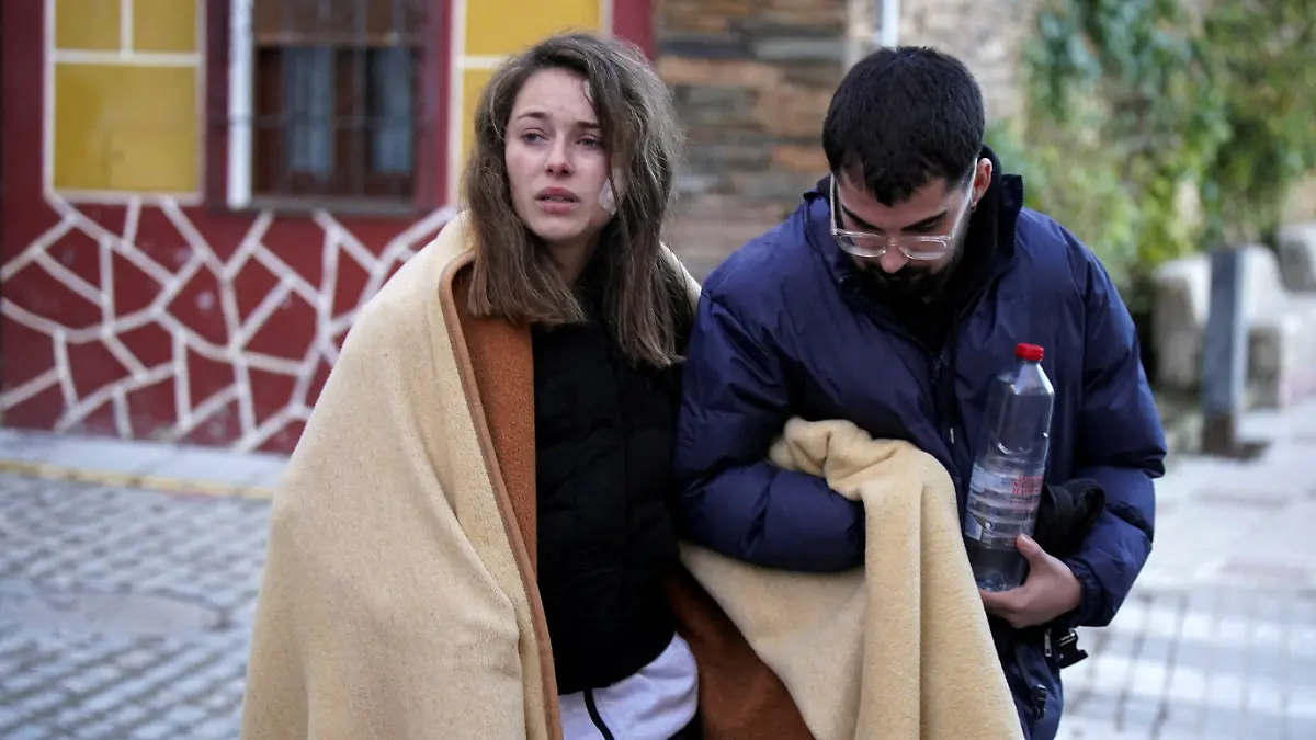 Two high-speed trains derail in Spain