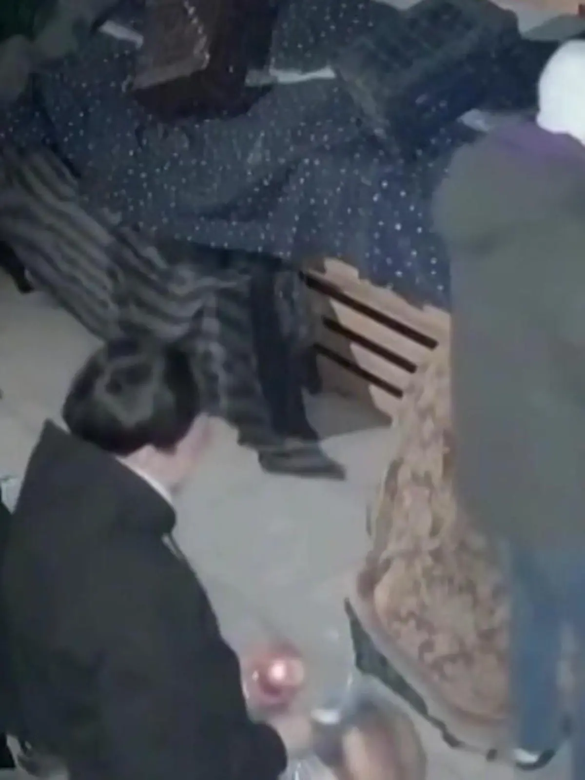 Bild zu: "Jugendliche brechen in Gemüseladen ein – aber Besitzer ist ihnen gar nicht böse! "