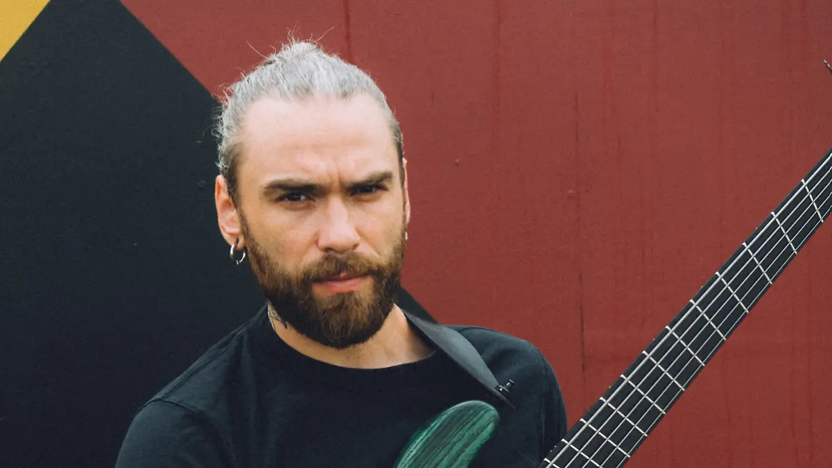 Eugene _ Jinjer - photo credit_Jake Owens 2.png