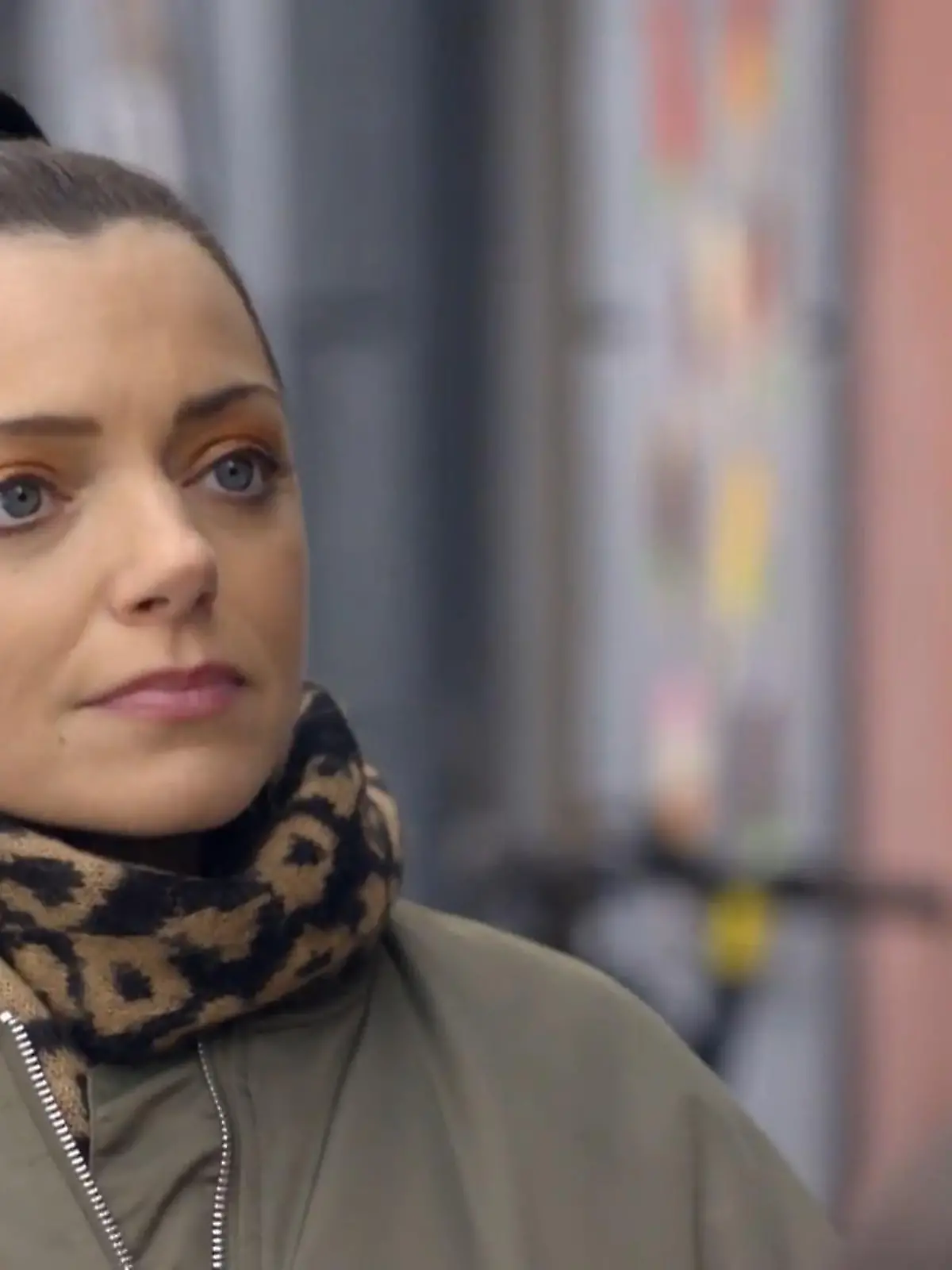 Bild zu: "SO verlässt Emily den Kiez in ihre Baby-Pause"