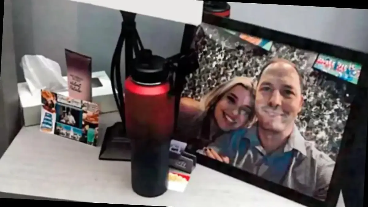 Au-pair Mädchen und Gastvater verabreden Mord an seiner Gattin Teuflischer Mordkomplott