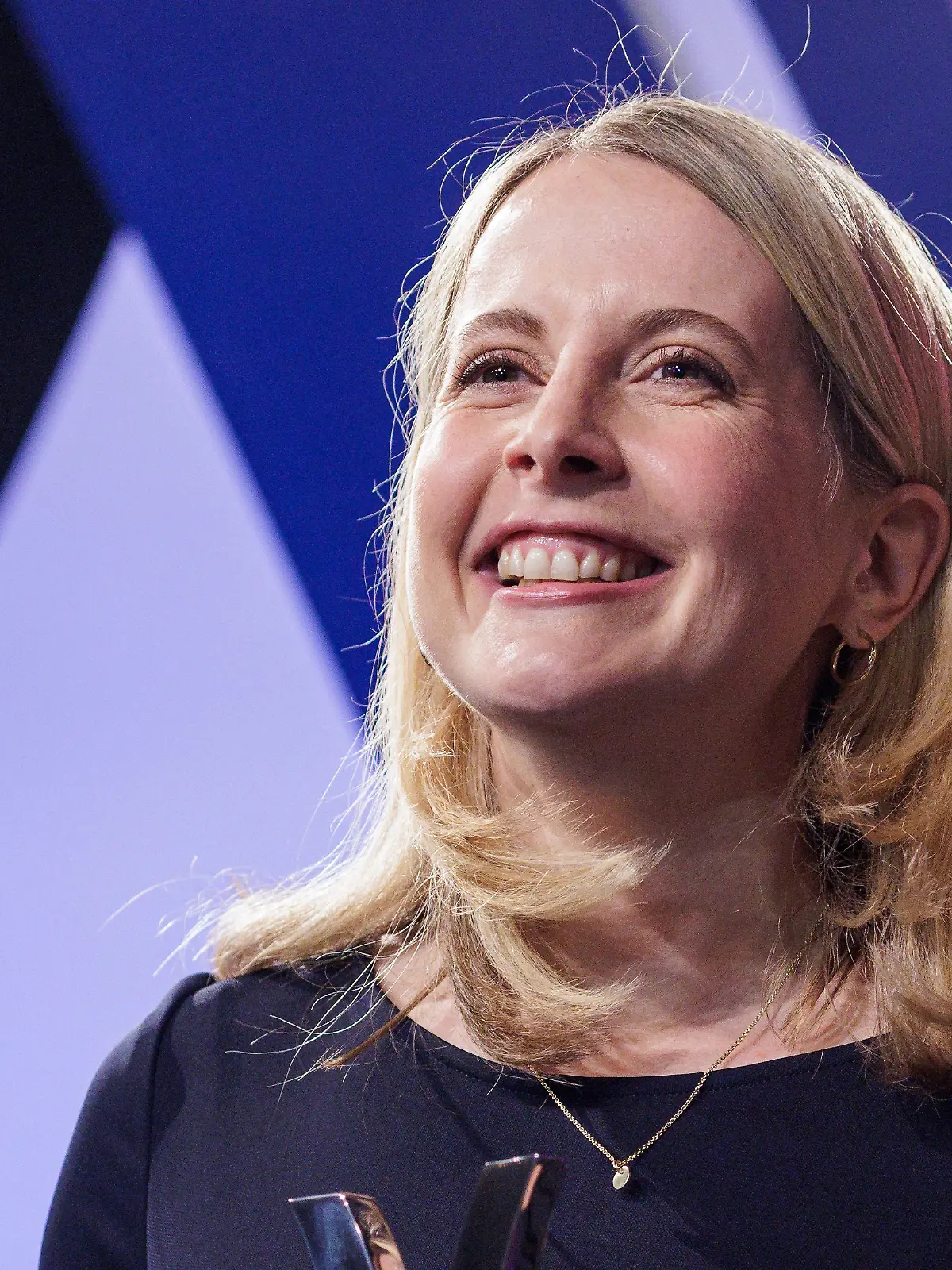 Bild zu: "Jetzt regiert erstmal das Baby! Bauministerin Hubertz erstmals Mama geworden"