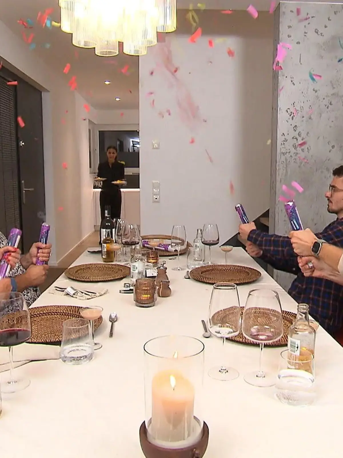 Bild zu: "Neue Runde, neue Dinner"