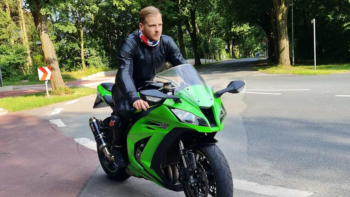 Der 21-jährige Mathias liebte sein grüne Kawasaki.