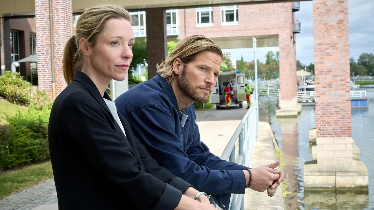 Hannah Voigt (Friederike Linke) und Eric Seeler (Sebastian Ströbel)