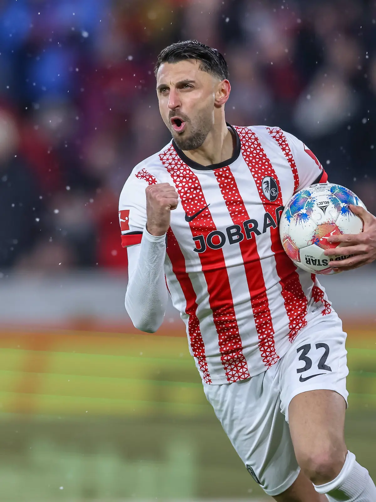 Zeigt sich Vincenzo Grifo wieder treffsicher? RTL überträgt das Europa-League-Spiel SC Freiburg gegen Maccabi Tel Aviv online im Livestream auf RTL+