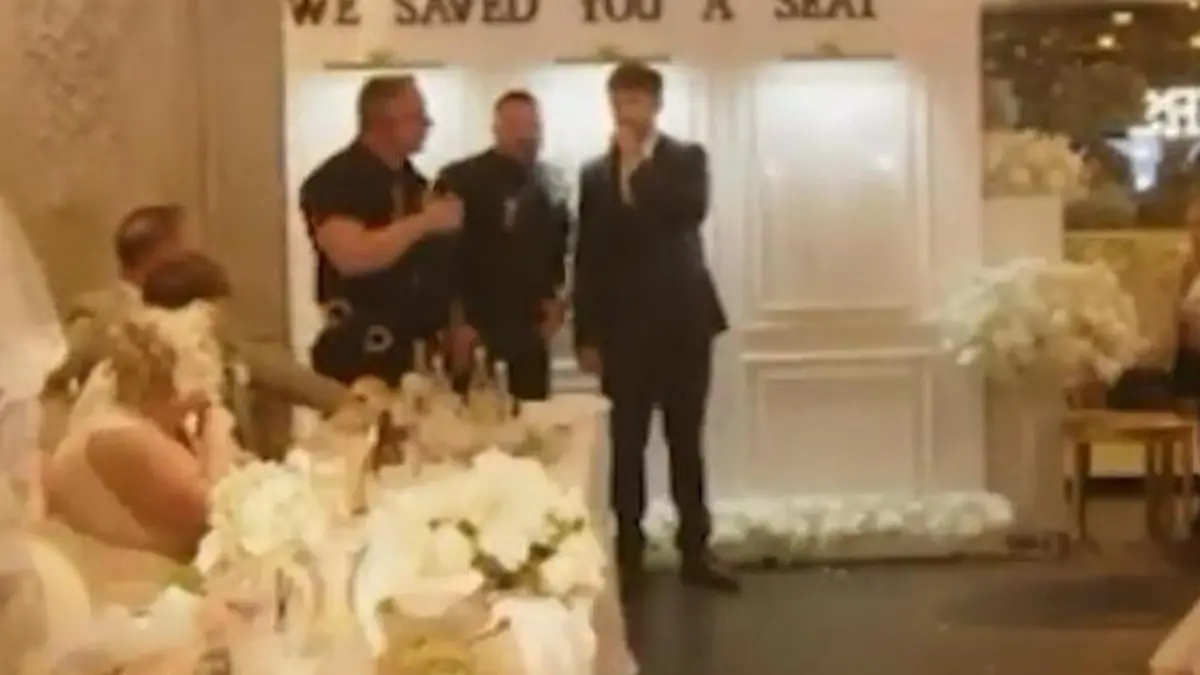 Polizei sprengt Hochzeit! Brautvater wird abgeführt – dann eskaliert die Situation! Gäste geschockt