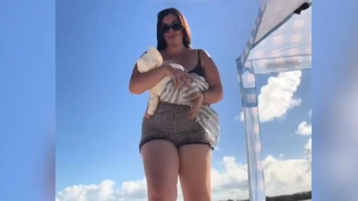 Influencer-Mutter lässt Säugling am Strand zurück – für TikTok-Trend! DAS ist ihre Ausrede?!