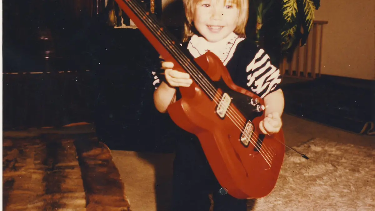 Fremdmaterial_Gil Ofarin_Privatfoto (9).jpg