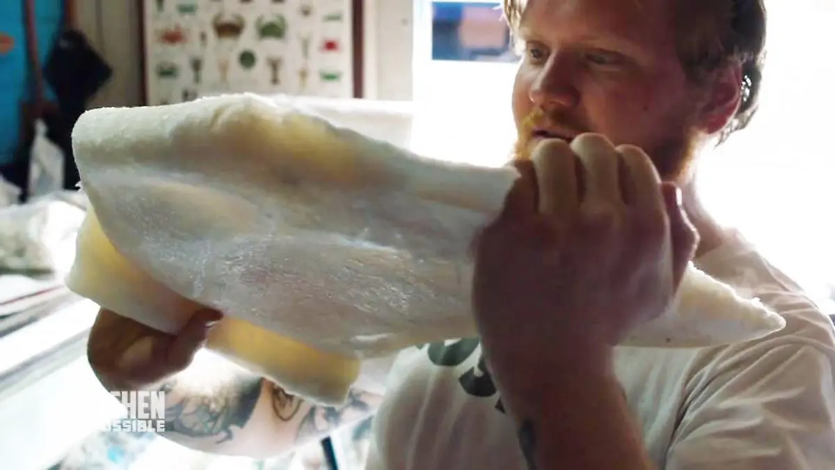 Lukas Mraz rätselt über diese Zutat Und was mache ich jetzt damit?