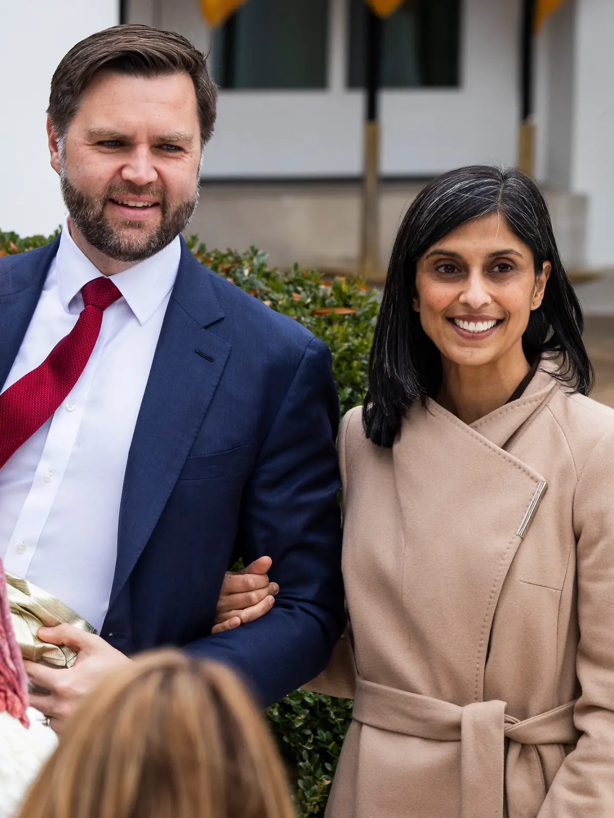 Bild zu: "US-Vizepräsident JD Vance und Frau Usha werden zum vierten Mal Eltern"