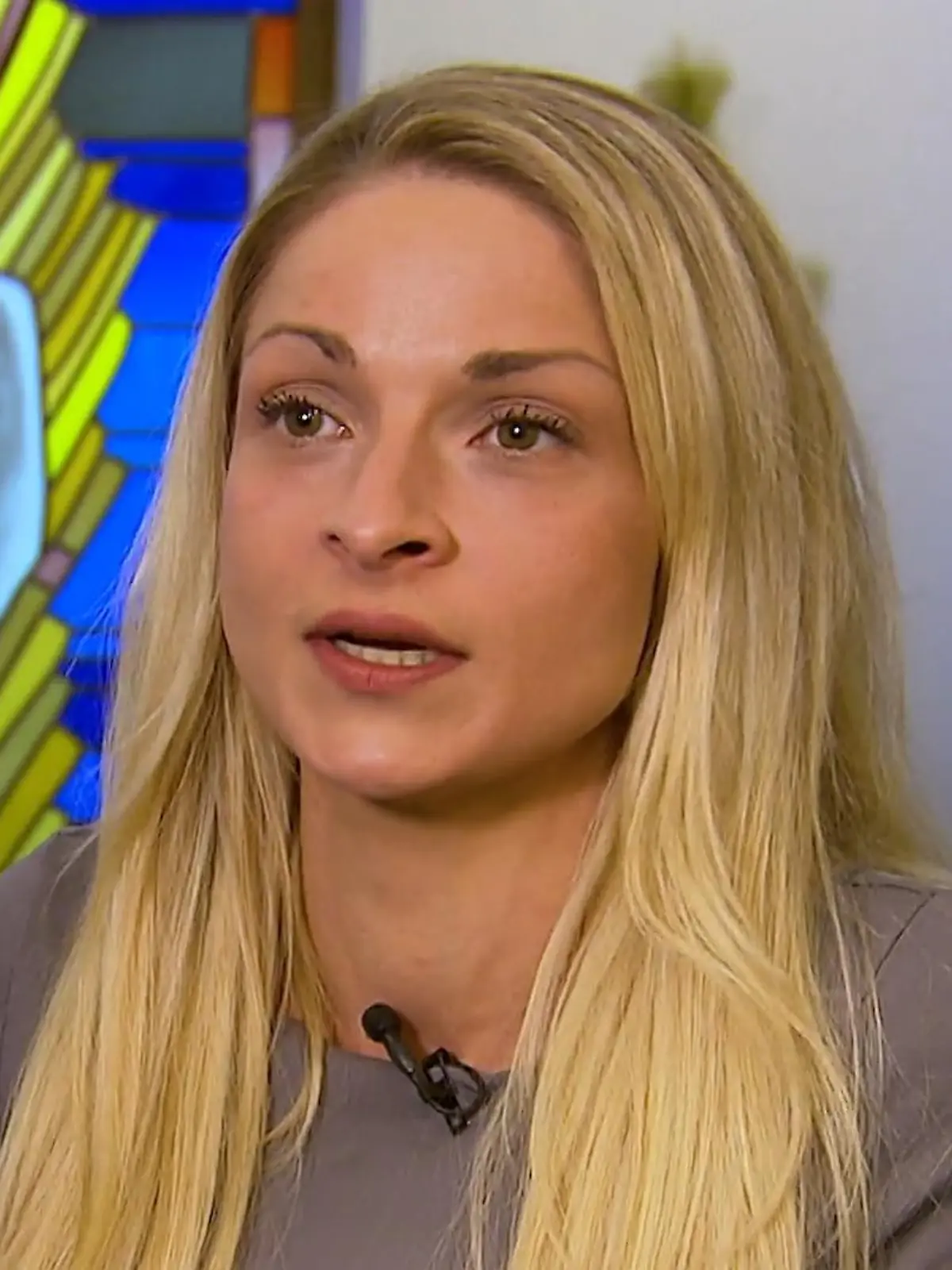 Bild zu: "Schock für trauernde Tochter! Die Leiche im Sarg ist nicht Alenas Mutter"