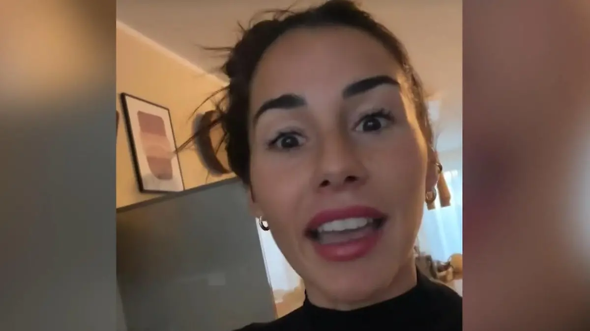 Die sind nicht zu klein! Sarah Engels wehrt sich gegen fiese Brust-Beleidigungen Läster-Attacke gegen Ex-DSDS-Star