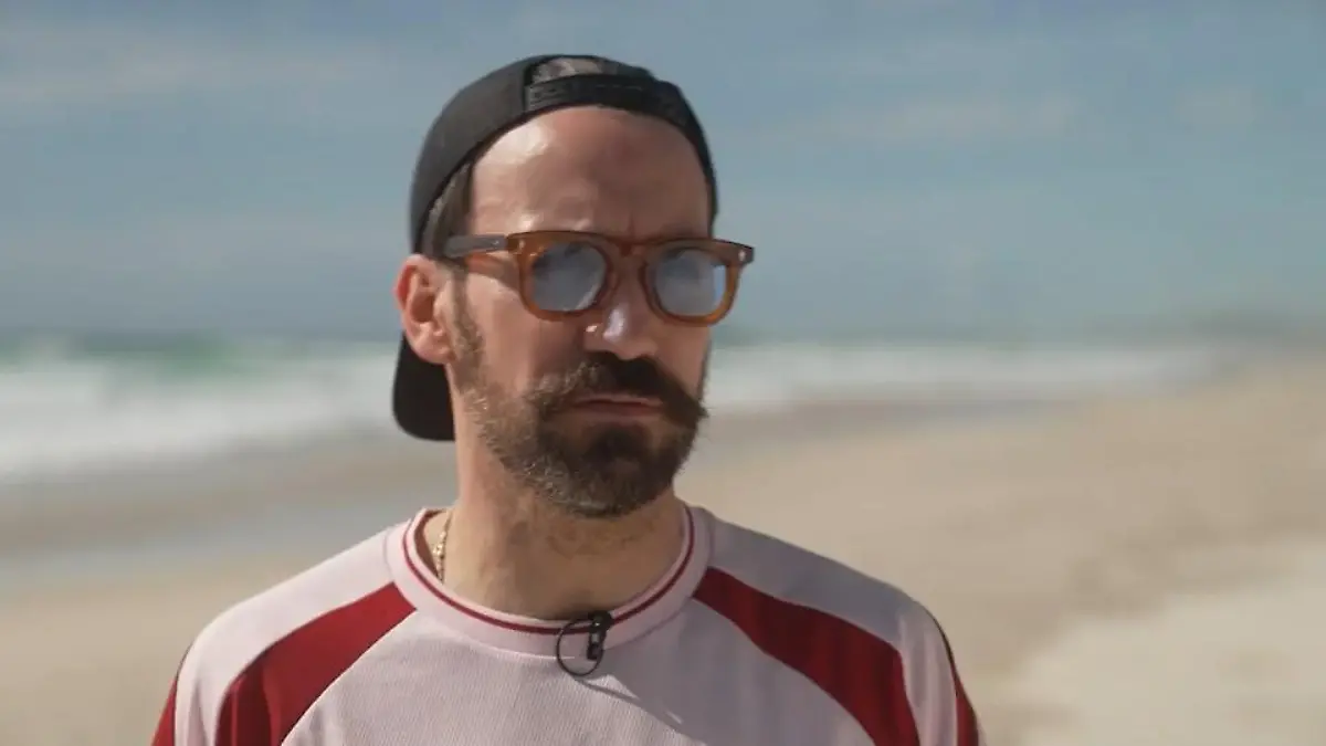 Jan Koeppen hat 10 Kilo abgenommen und seinen Bart gezwirbelt! Aussehen Hate Speech Diät