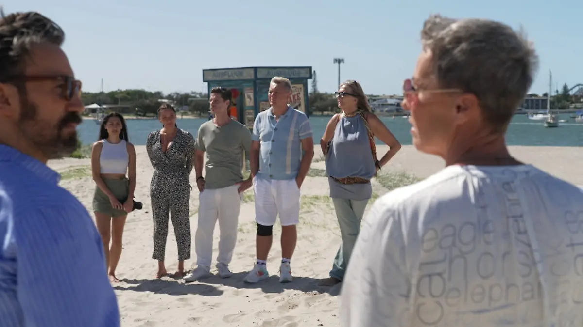 Dschungelcamp-2026-Es-geht-los-Hier-treffen-die-Kandidaten-auf-Sonja-Zietlow-und-Jan-K-ppen