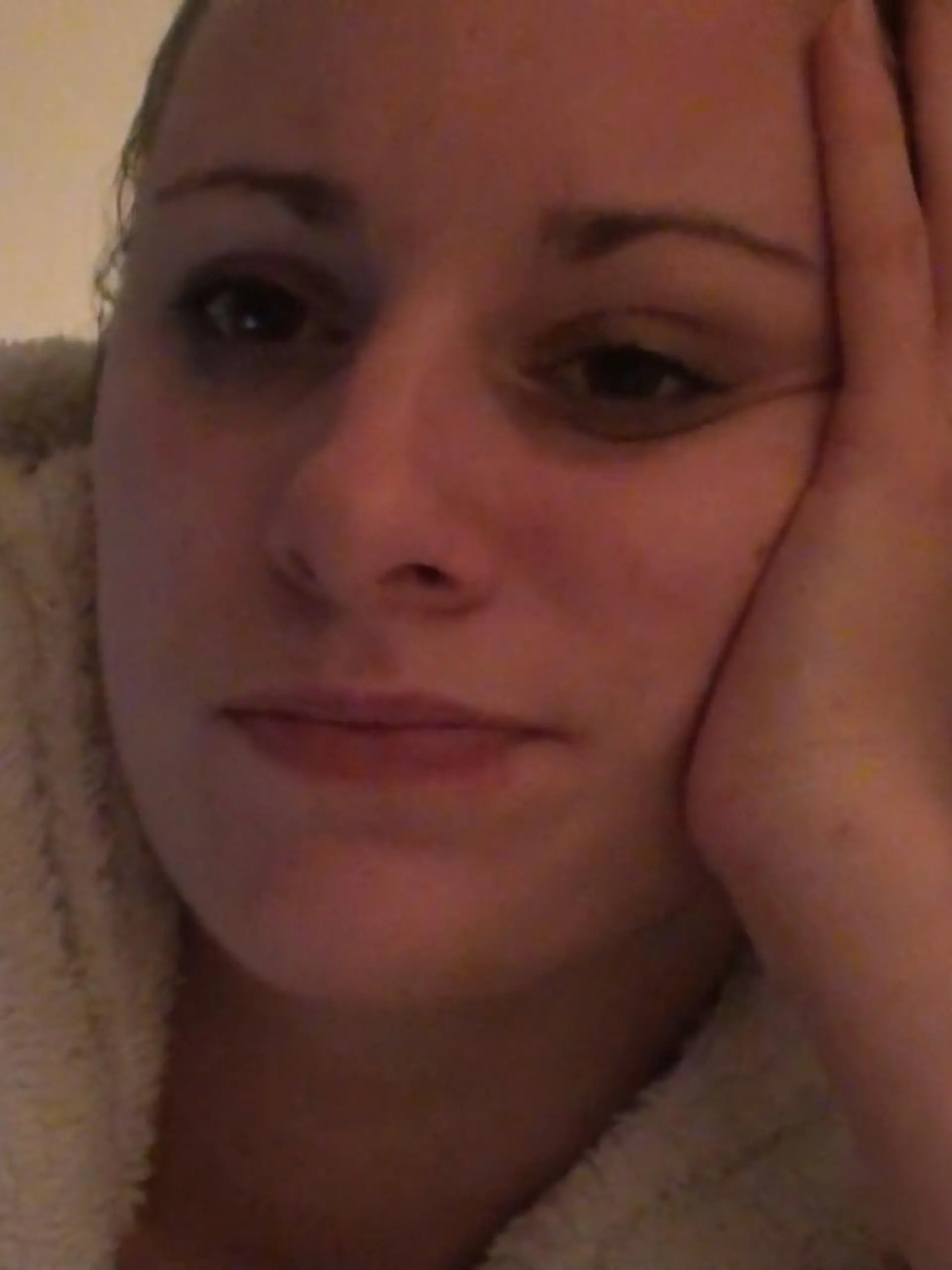 Bild zu: "Svenja kämpft mit Einsamkeit"