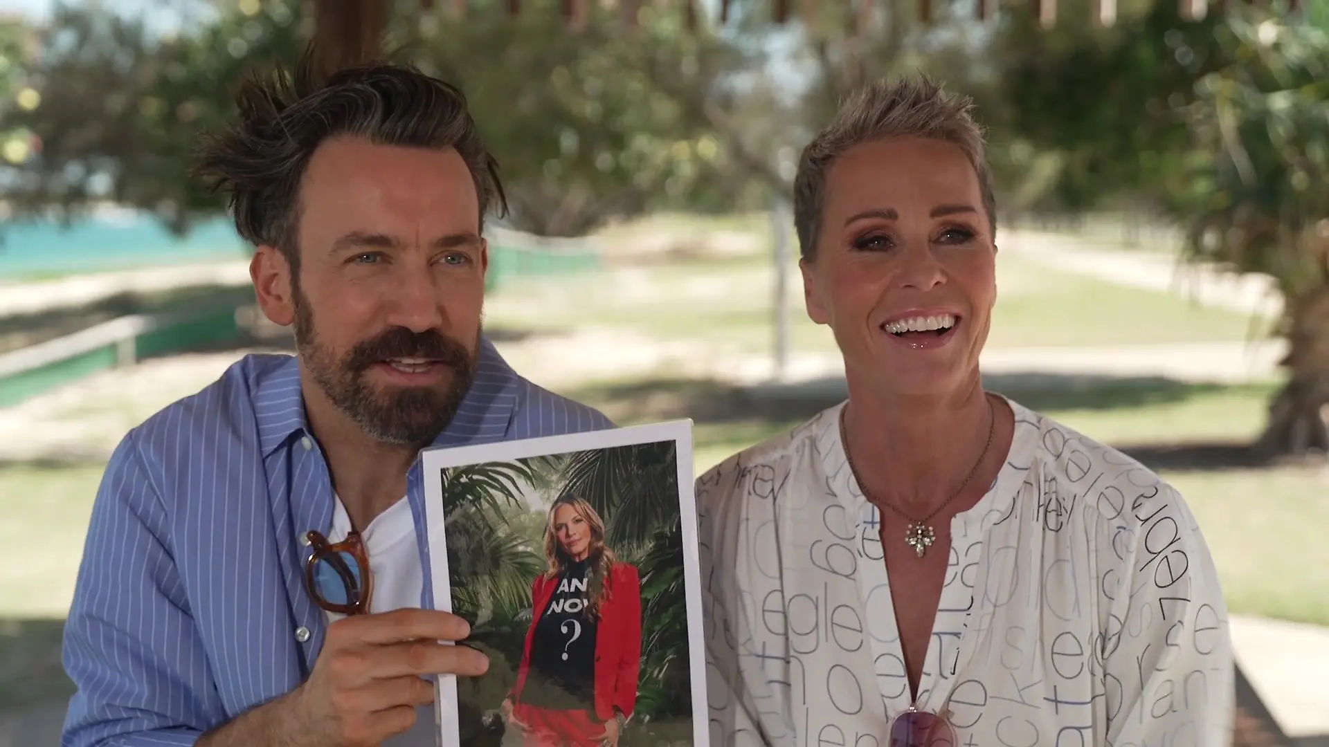 Jan Köppen und Sonja Zietlow nehmen die Dschungelstars 2026 unter die Lupe.