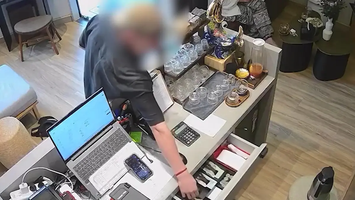 Kein Happy End für ihn! Deutscher Tourist raubt hier Massagesalon aus Festnahme im Thailand-Urlaub