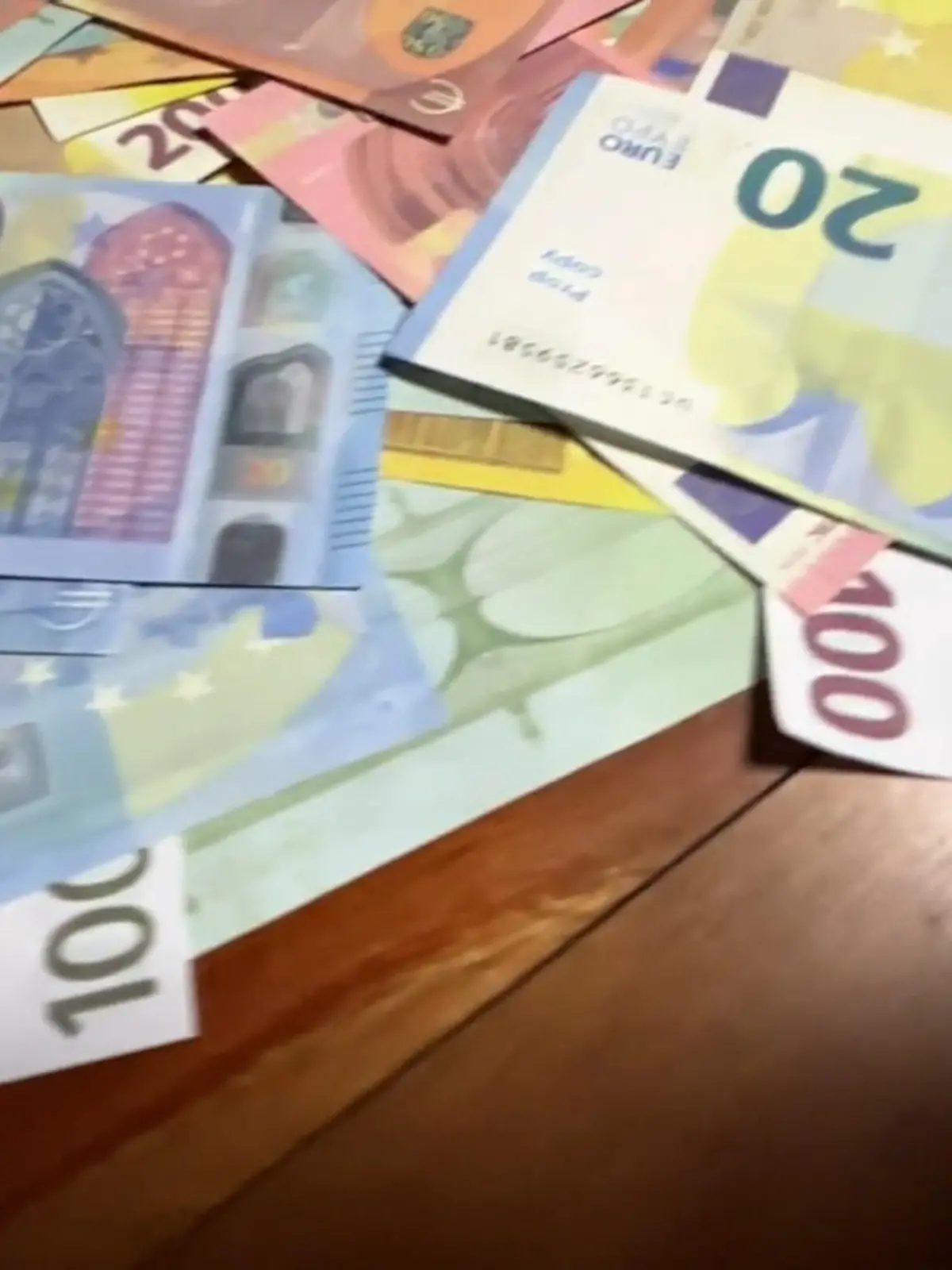 Bild zu: "Ungewöhnlicher Geldsegen für NRW"