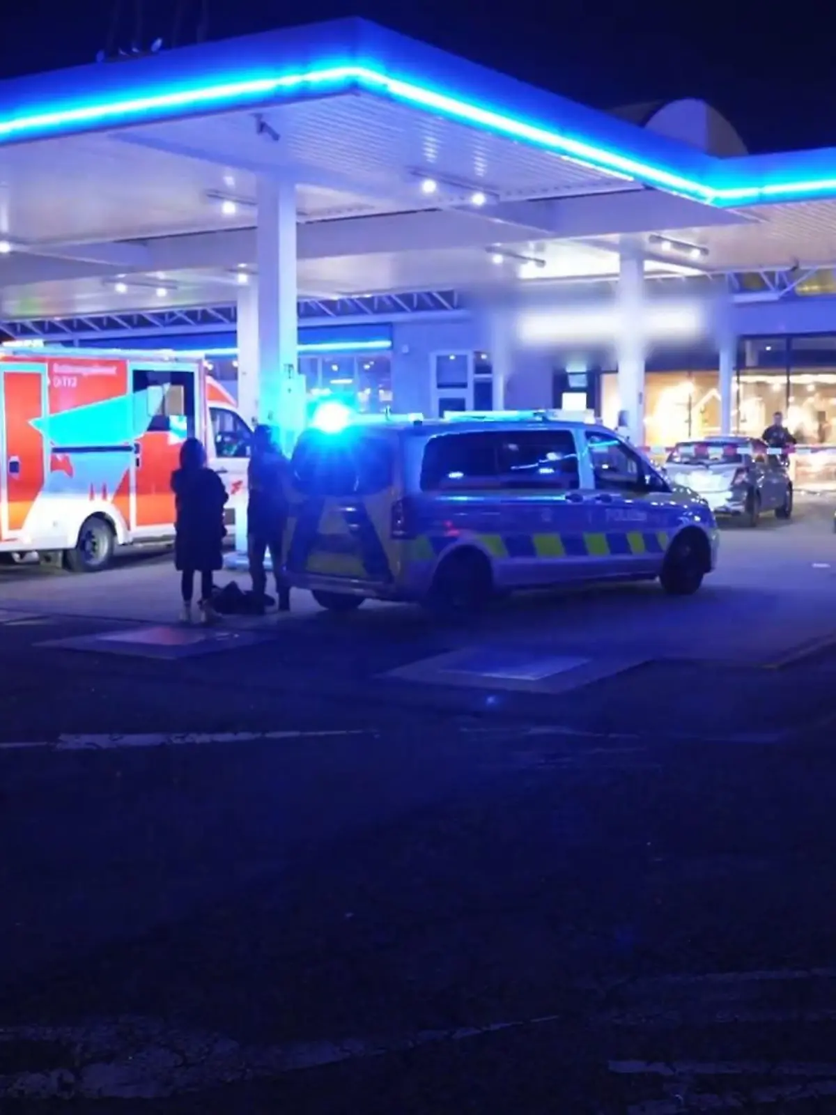 Bild zu: "Polizist bei Einsatz in Köln schwer verletzt"