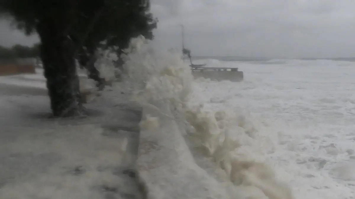 Mallorca im Ausnahmezustand! Heftiges Unwetter wütet auf Urlaubsinsel Sturmtief Harry trifft Balearen