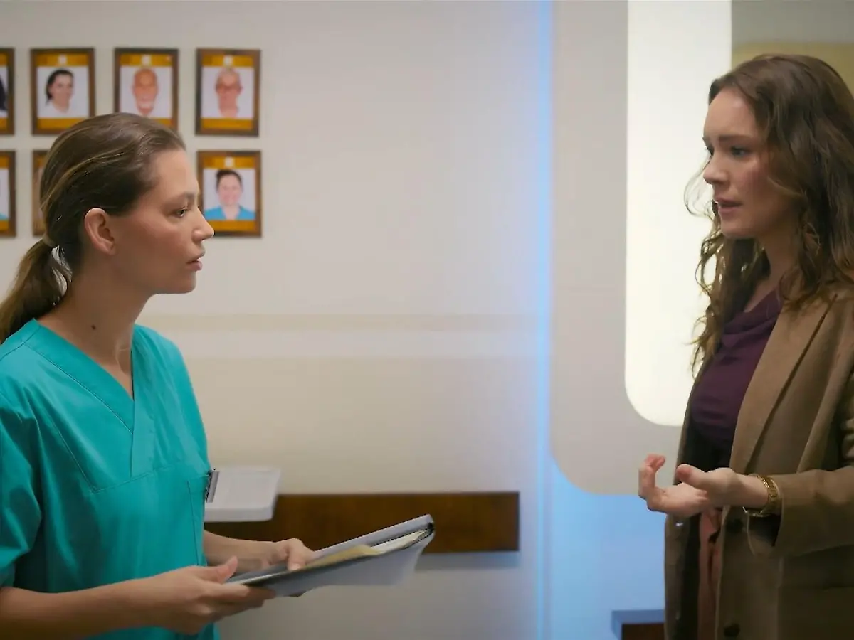 AWZ-Spoiler: Valeas Mutter Emma taucht in Essen auf – und verrät ausgerechnet Nathalie, warum!