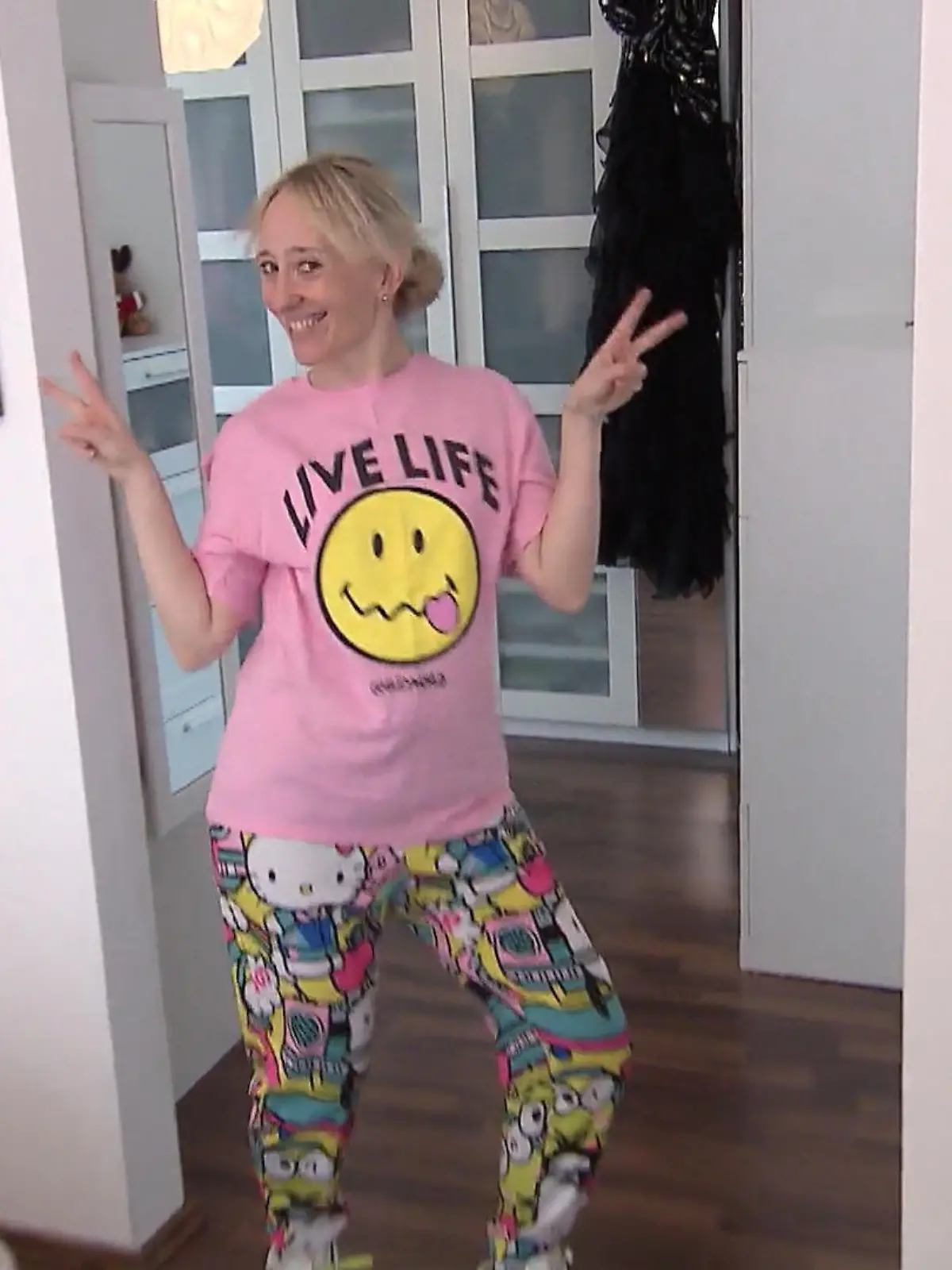 Bild zu: "Alice mag Buntes und TikTok-Tänze"