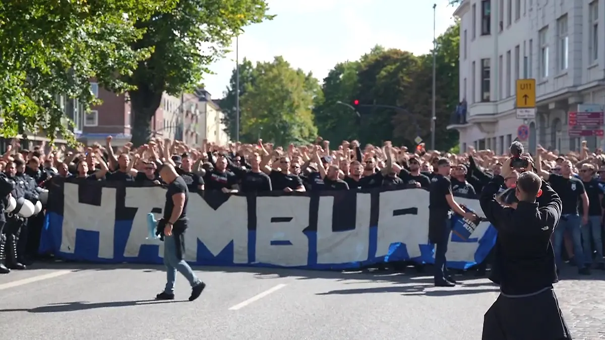 Derby-Kracher in Hamburg – Schafft der Dino die Wende gegen St. Pauli? Stadtduell mit Brisanz