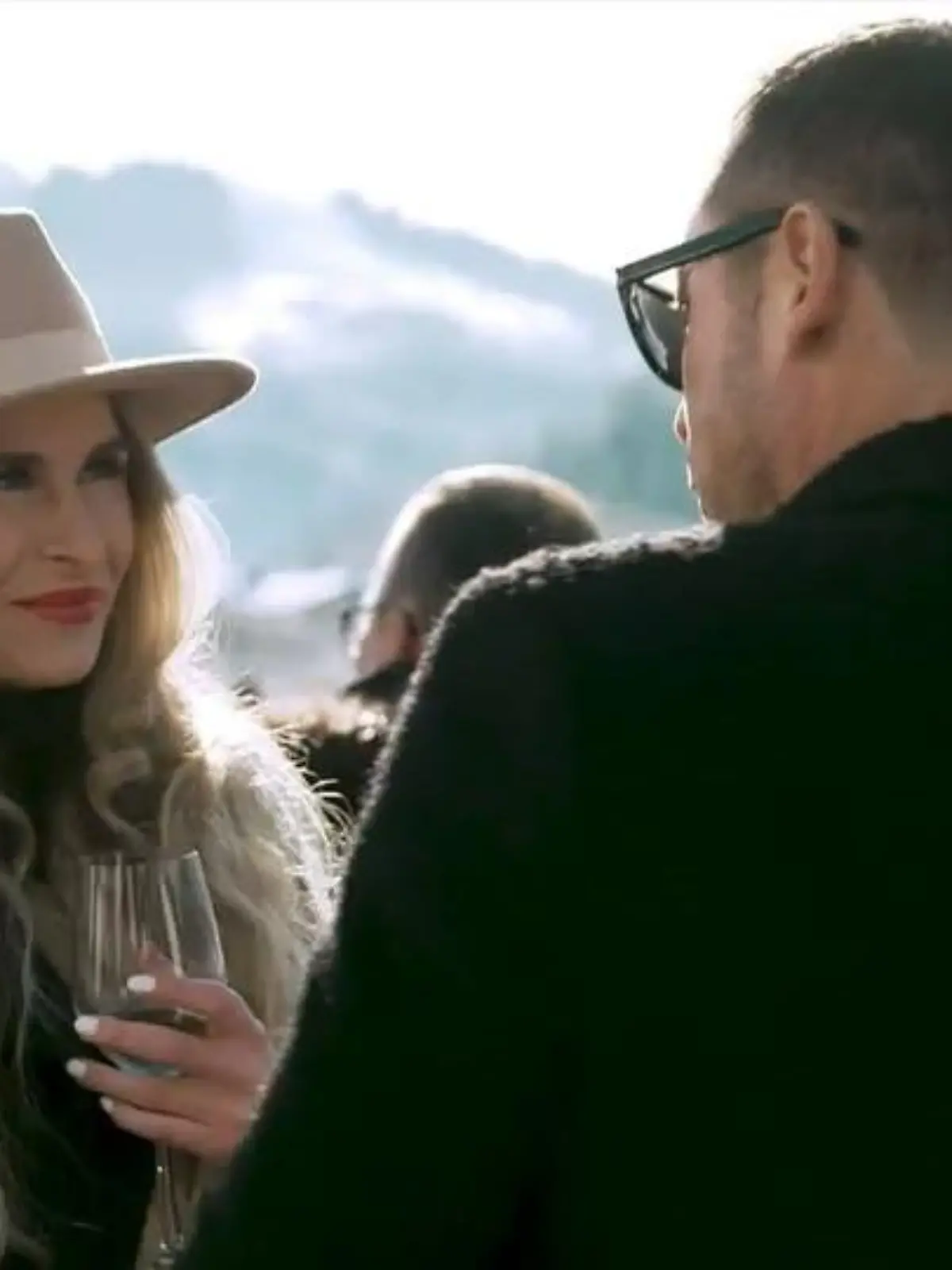 Bild zu: "Kaviar, Mäntel, Beauty-OPs: Hier kauft die Elite alles!"