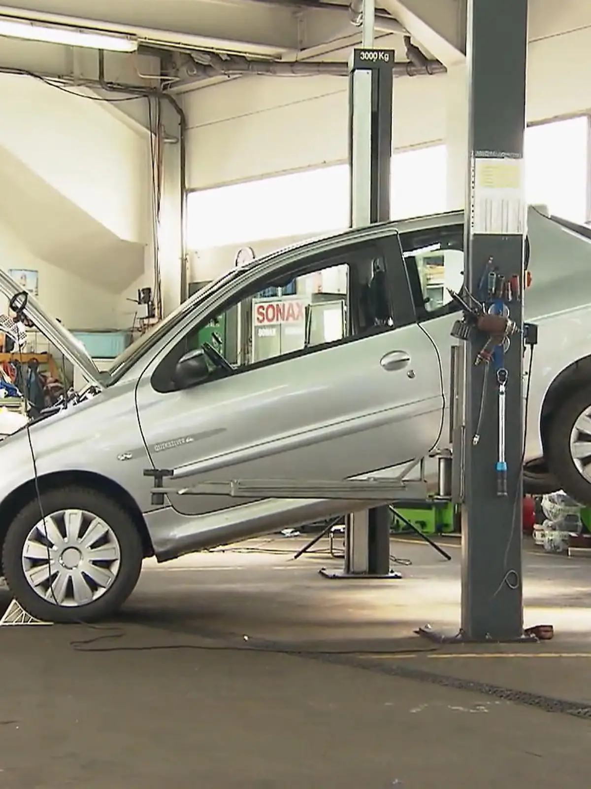 Bild zu: "Ungewöhnliche Entlüftung: Hilft es dem Bremssystem?"