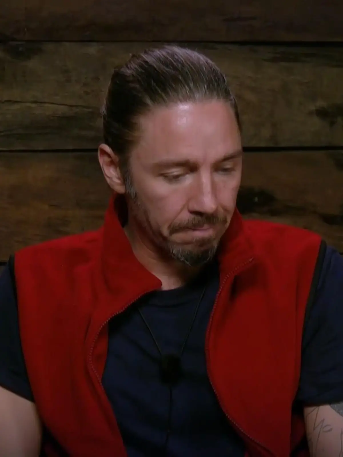 Bild zu: "Darum rückt Gil Ofarim im Dschungelcamp nicht richtig mit der Sprache raus"