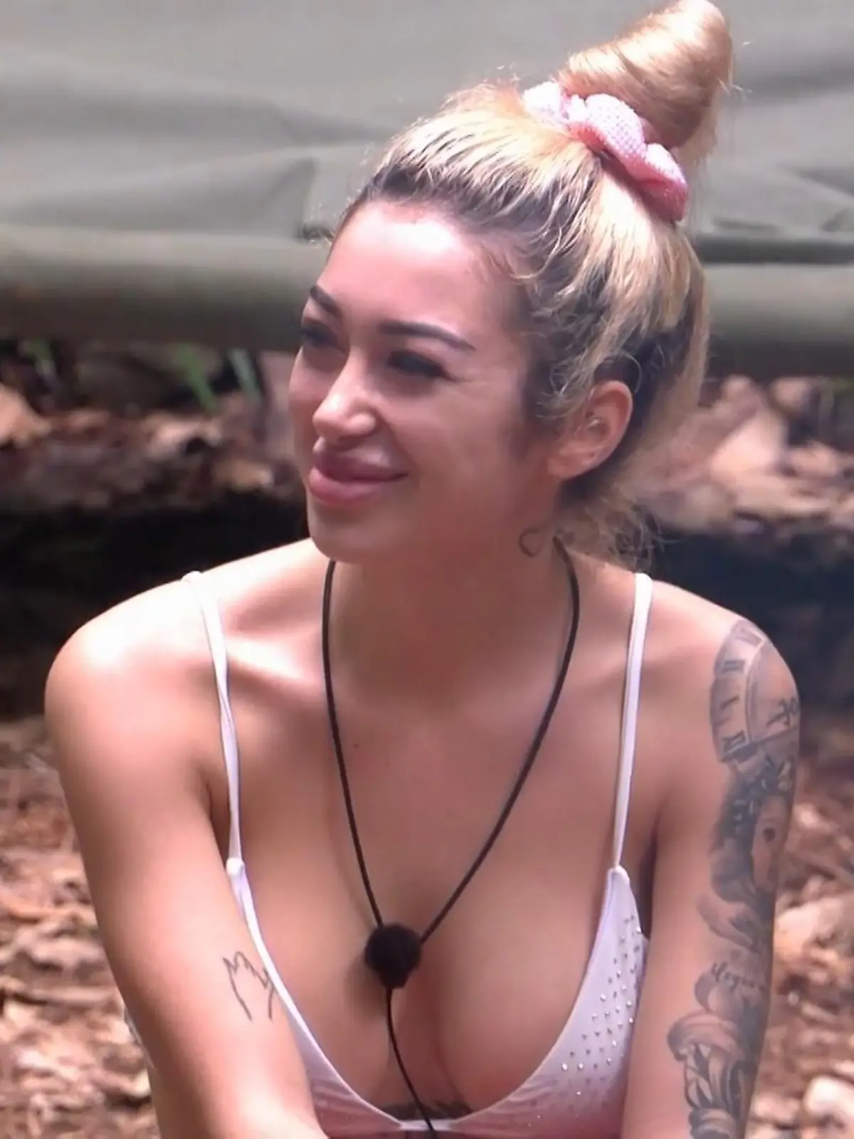 Bild zu: "Schock für Ariel! Sie muss an Tag 2 in die Dschungelprüfung"