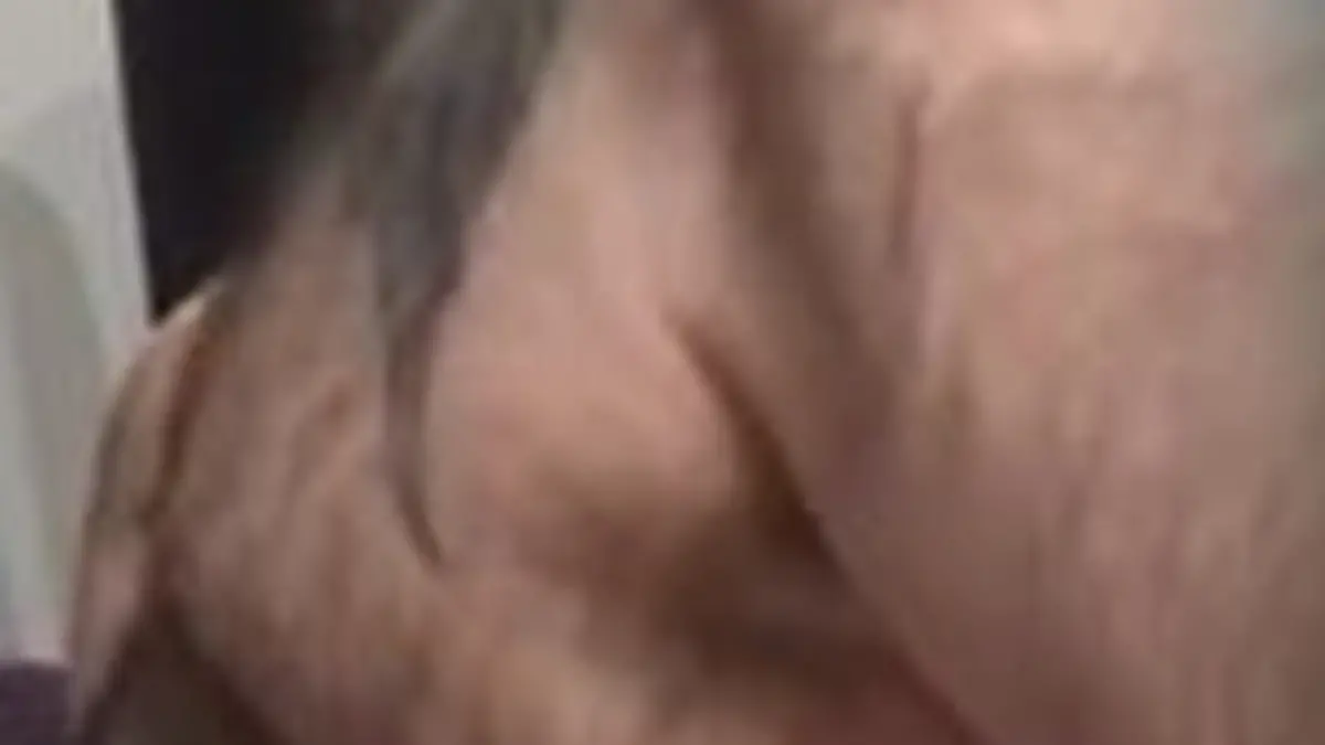 Polizei veröffentlich Bild des Tattoos des Verdächtigen