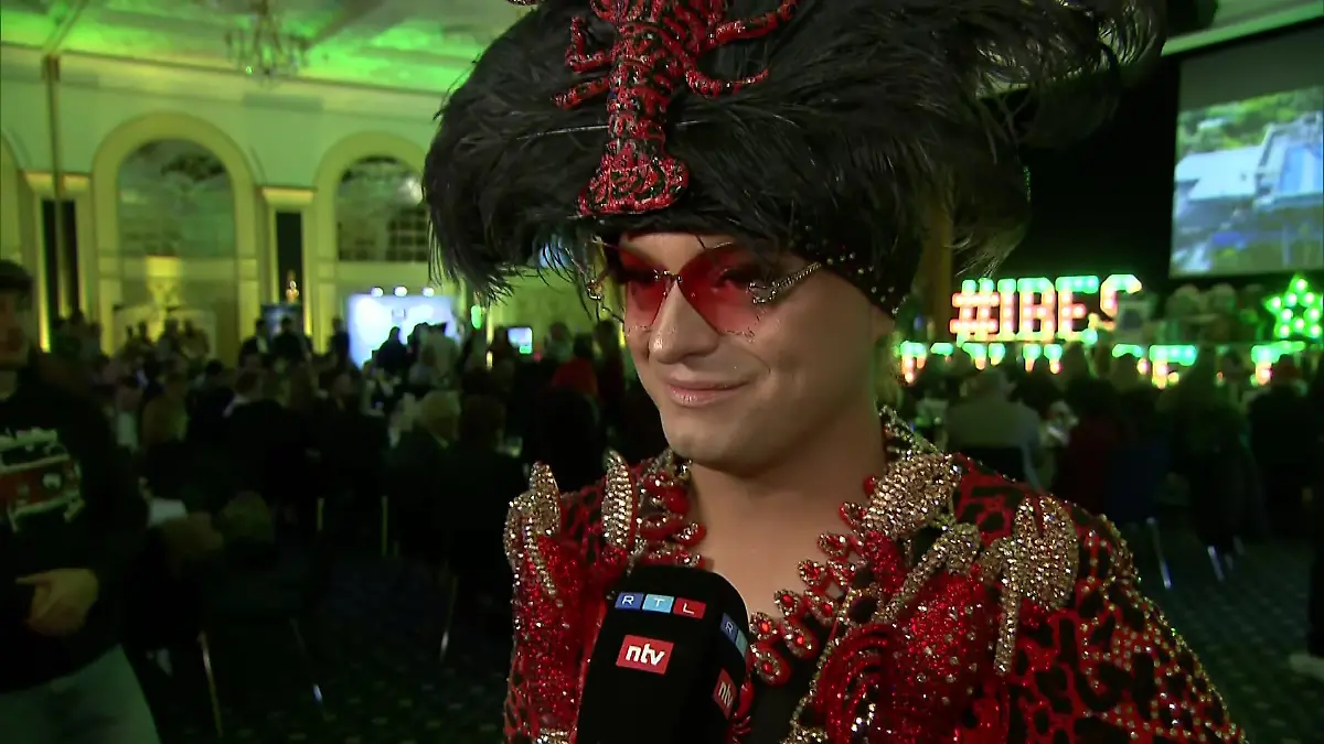 Dschungelcamp-Ticker-Dschungel-Stars-holten-sich-Profi-Tipps-bei-Julian-F-M-Stoeckel-das-hat-er-ihnen-geraten