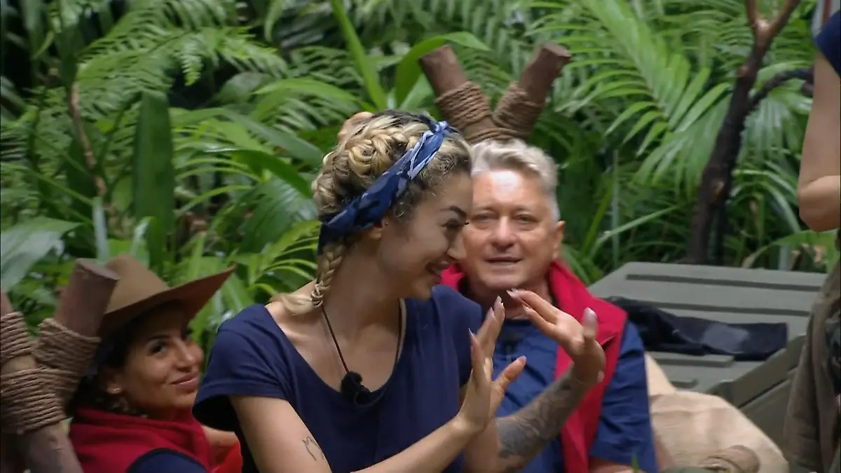 Ariel muss schon wieder in die Dschungelprüfung Prüfungs-Opfer Nr. 1